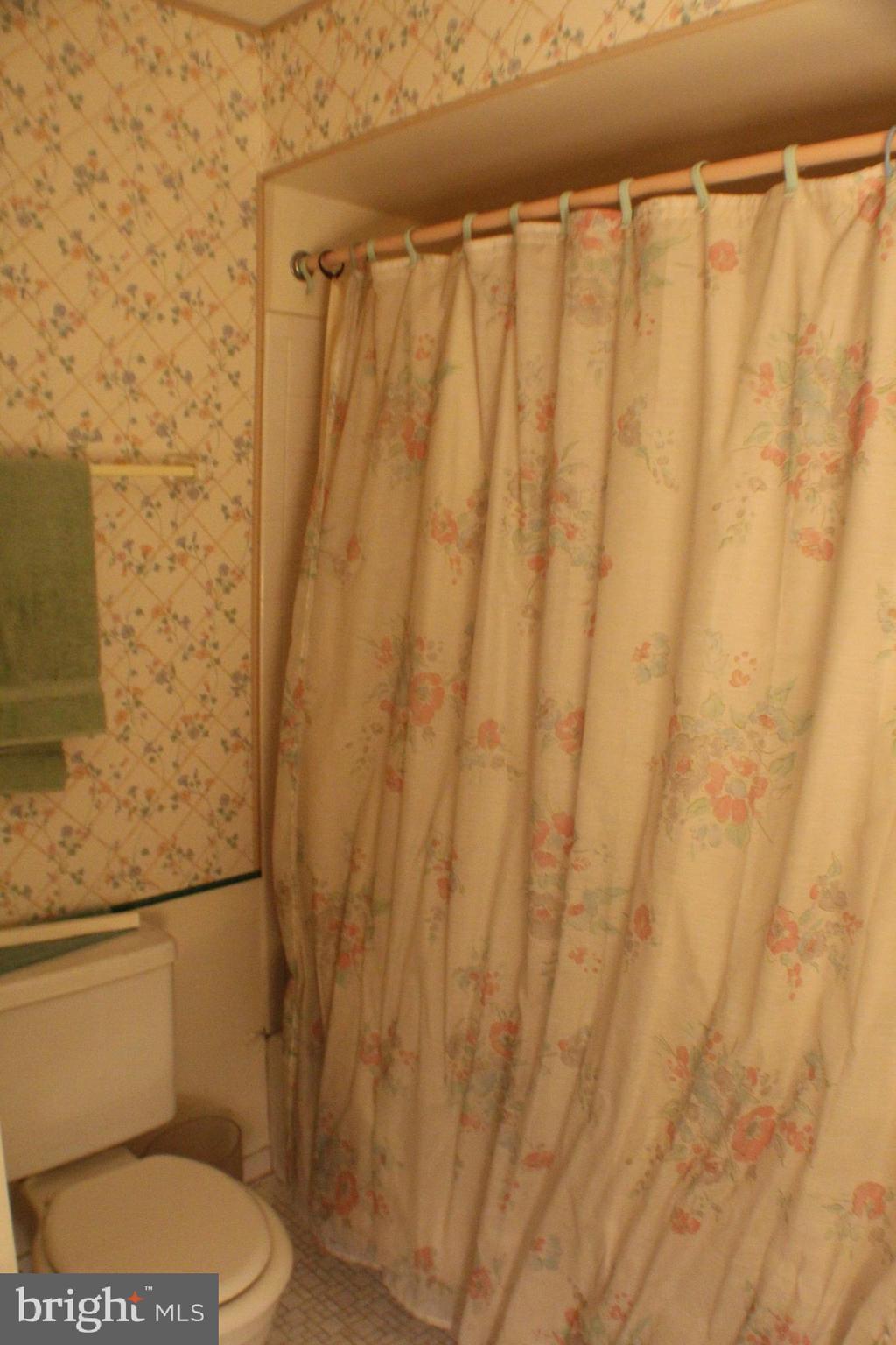 GLENWOOD MANOR - Residential