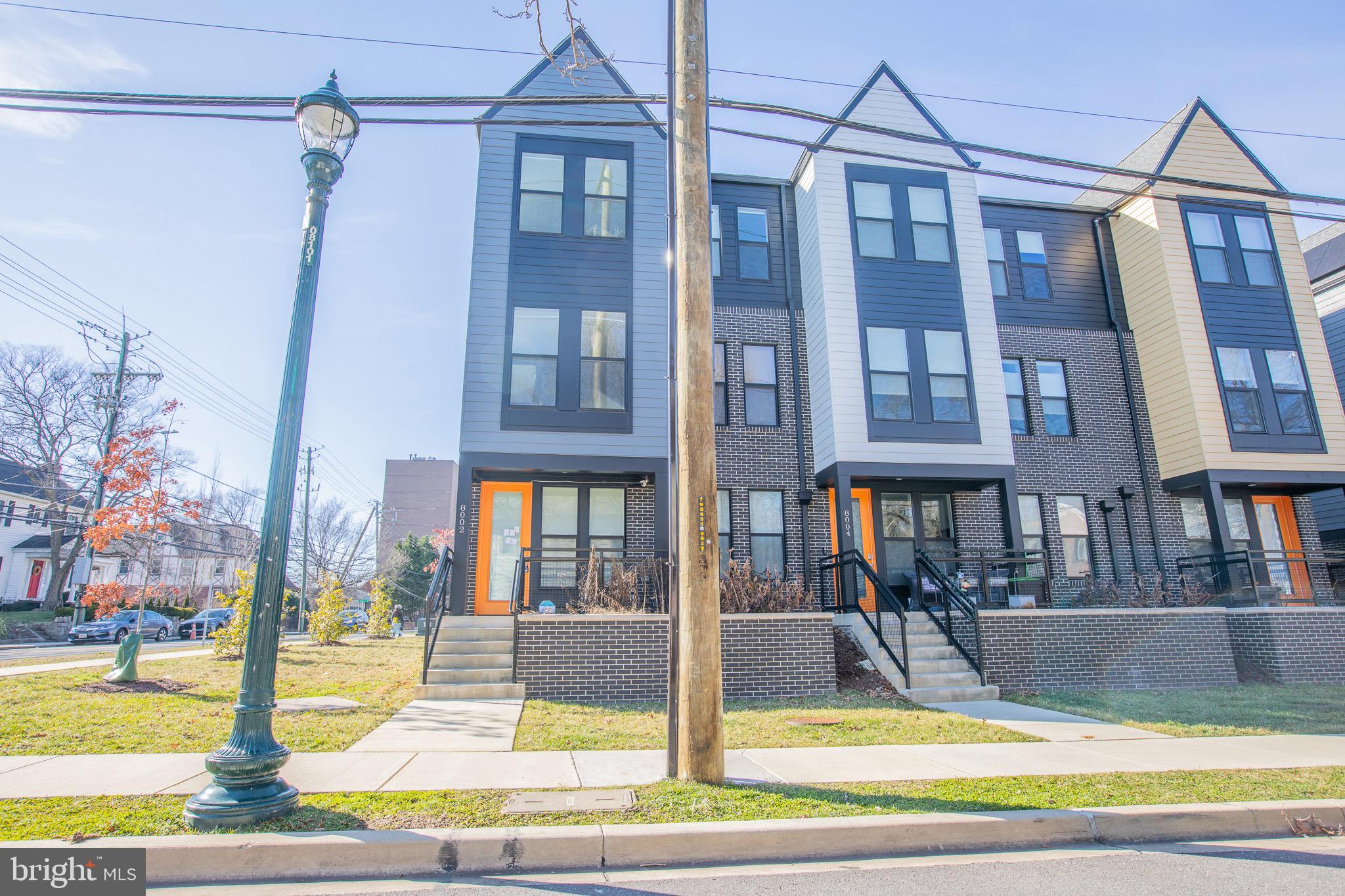 SILVER SPRING - Residential Lease