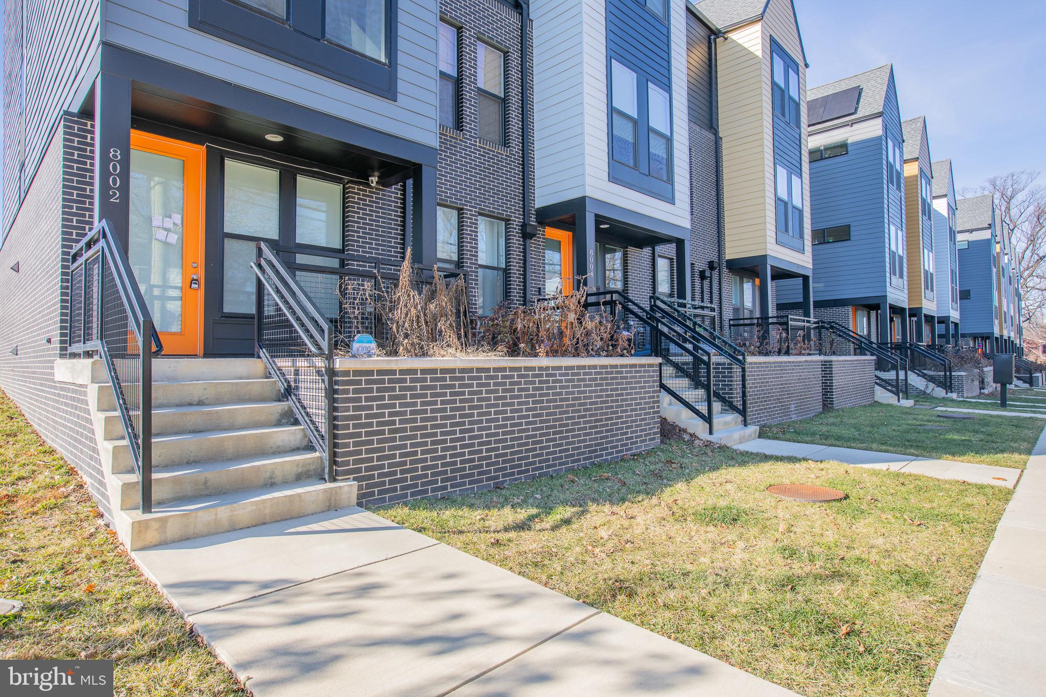 SILVER SPRING - Residential Lease