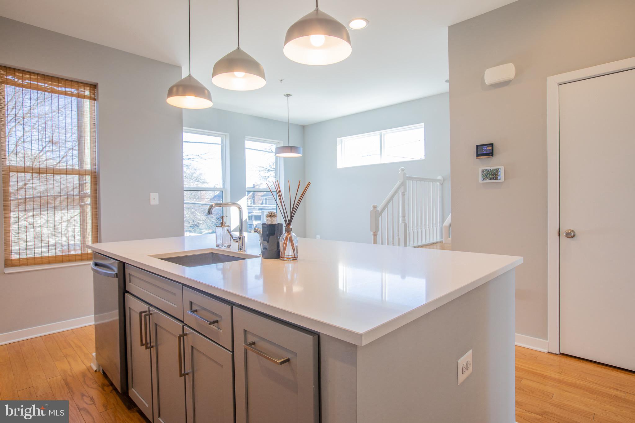 SILVER SPRING - Residential Lease