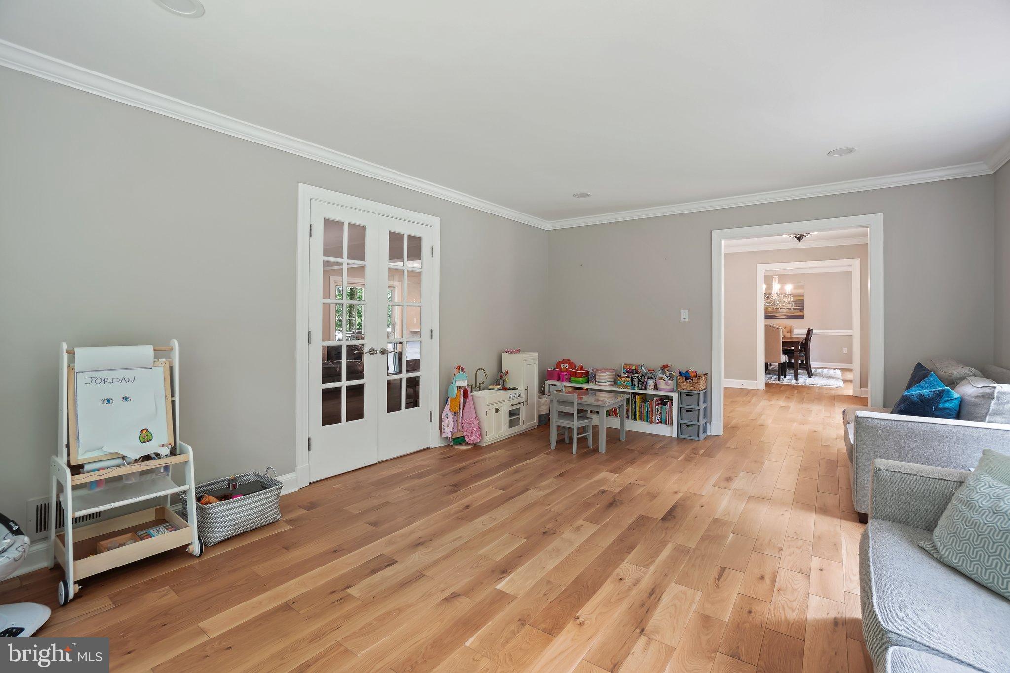 WEST RIDGE - Residential