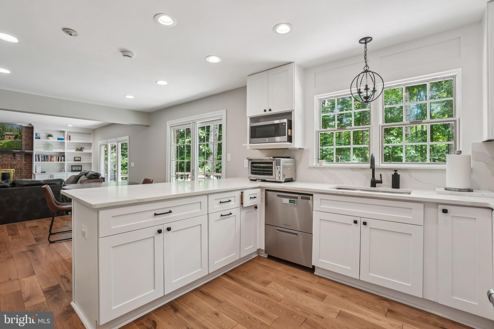 WEST RIDGE - Residential