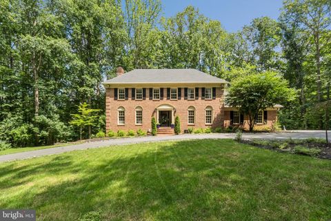 5504 W RIDGE VIEW DRIVE FAIRFAX VA 22030