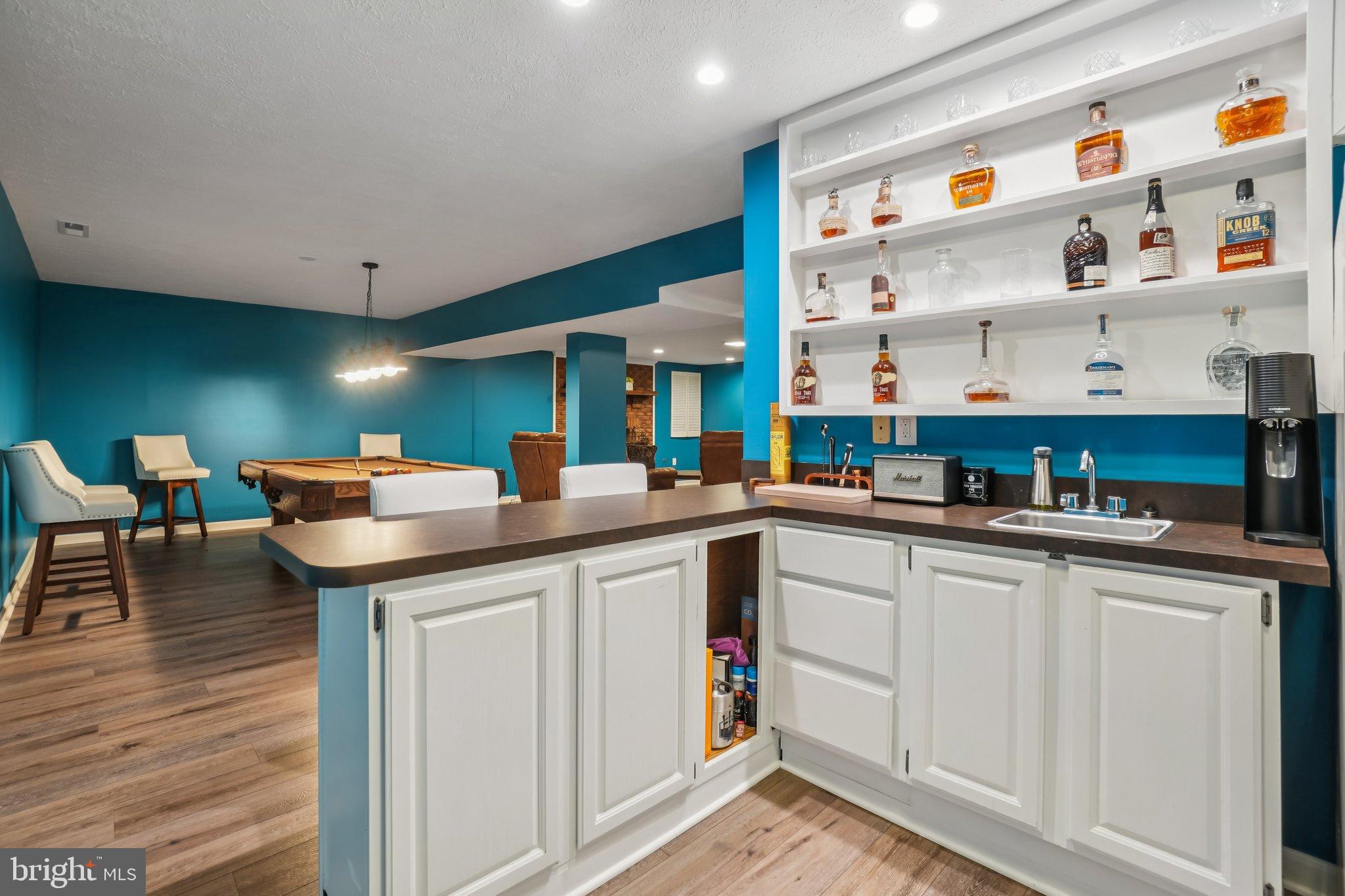 WEST RIDGE - Residential