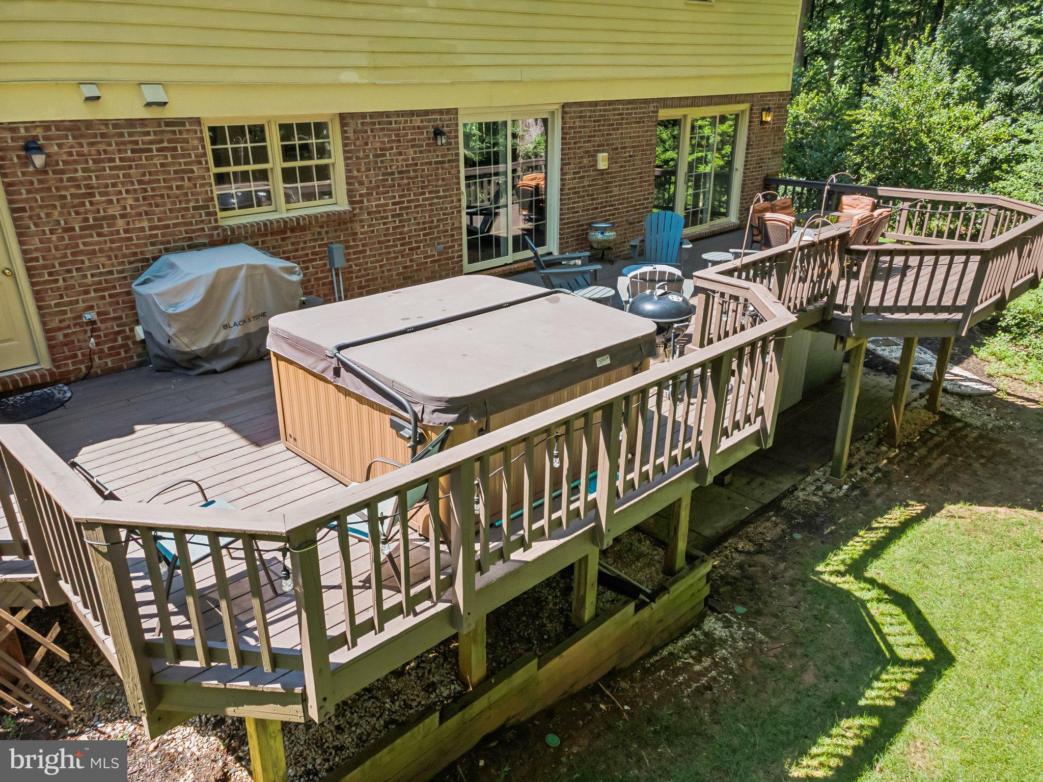 WEST RIDGE - Residential