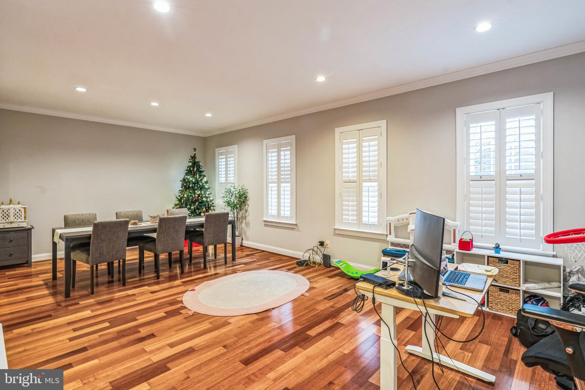 WEATHERSTONE - Residential Lease