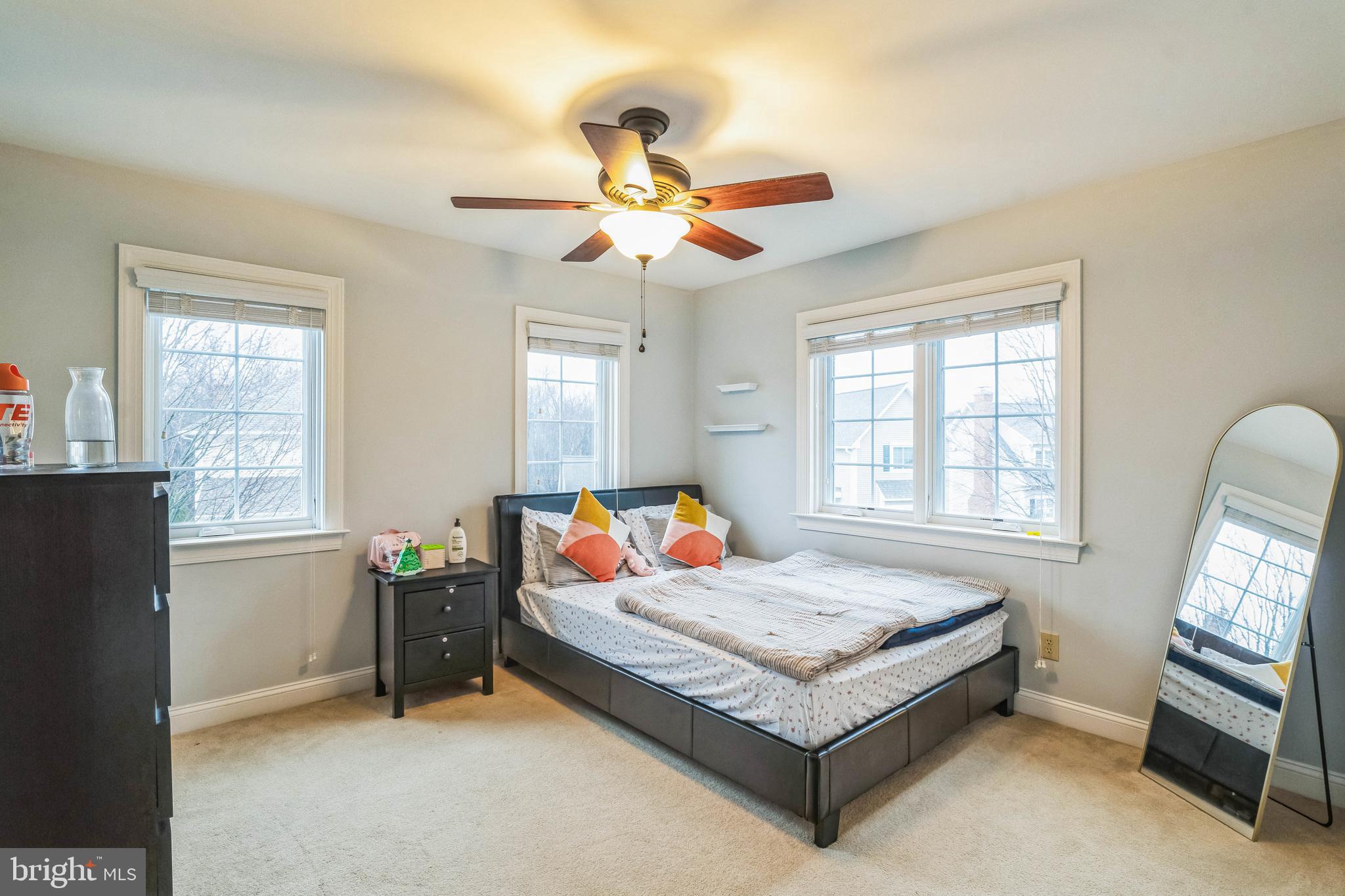 WEATHERSTONE - Residential Lease