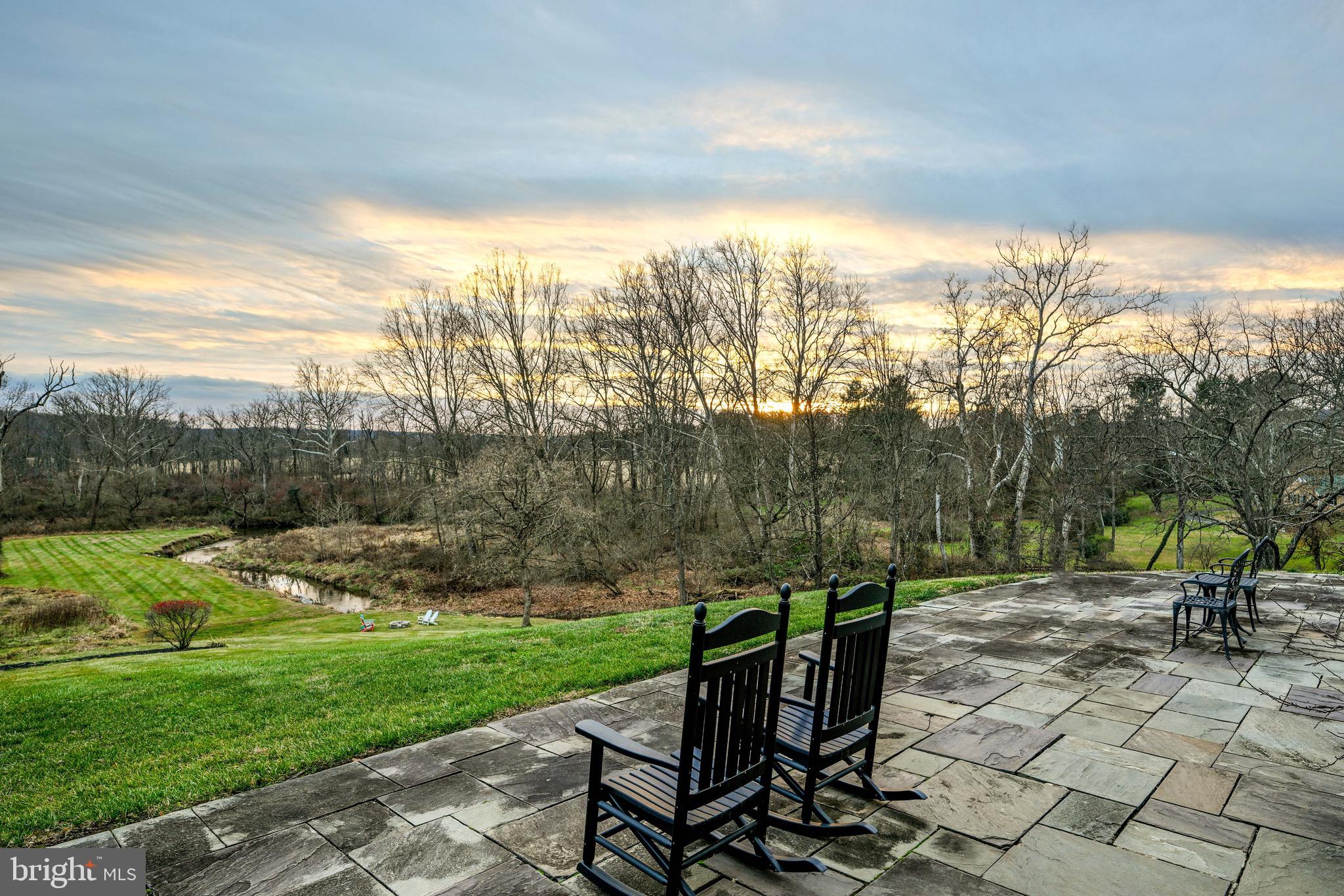 WORTHINGTON VALLEY - Residential Lease