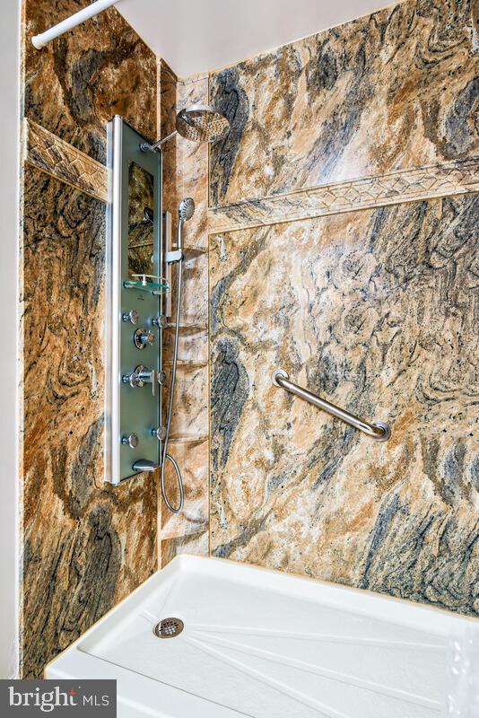 WOODFIELD ESTATES - Residential