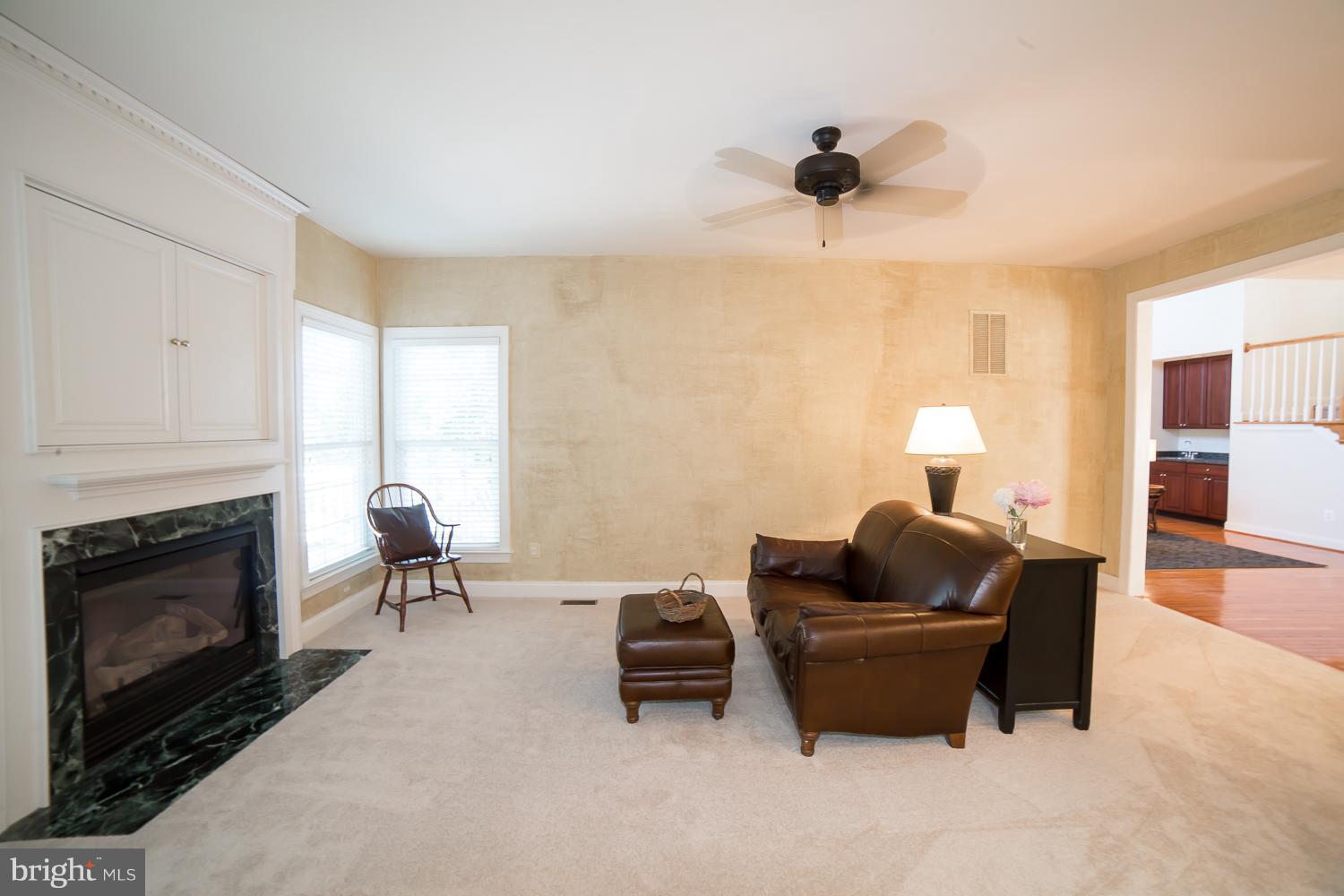 SOUTH RIDING - Residential