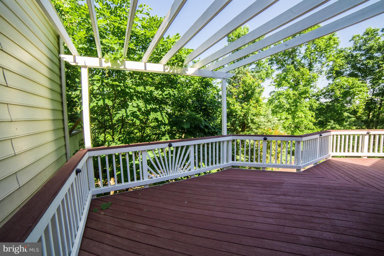 SOUTH RIDING - Residential