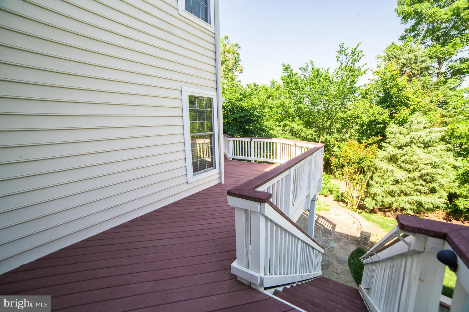 SOUTH RIDING - Residential