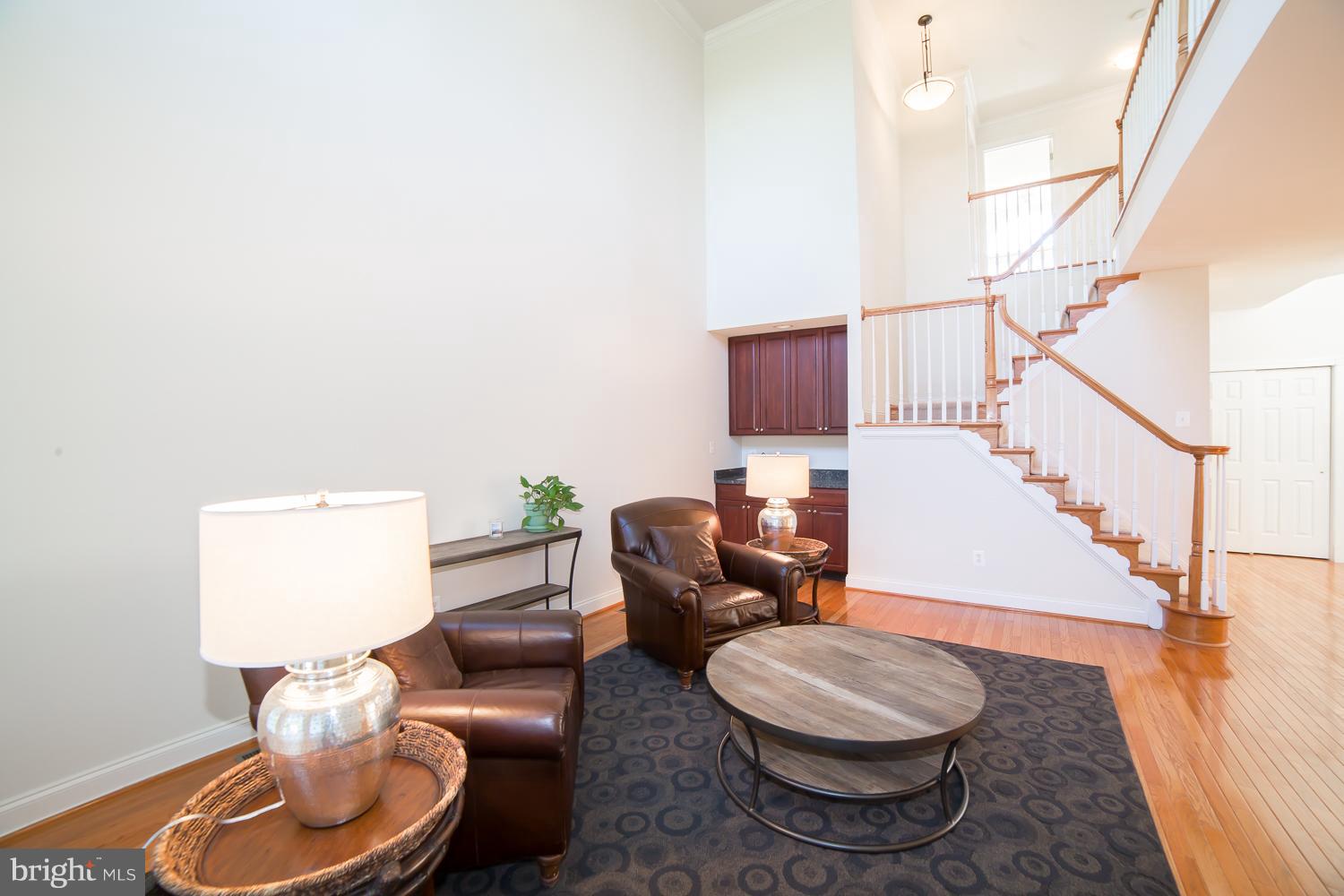 SOUTH RIDING - Residential