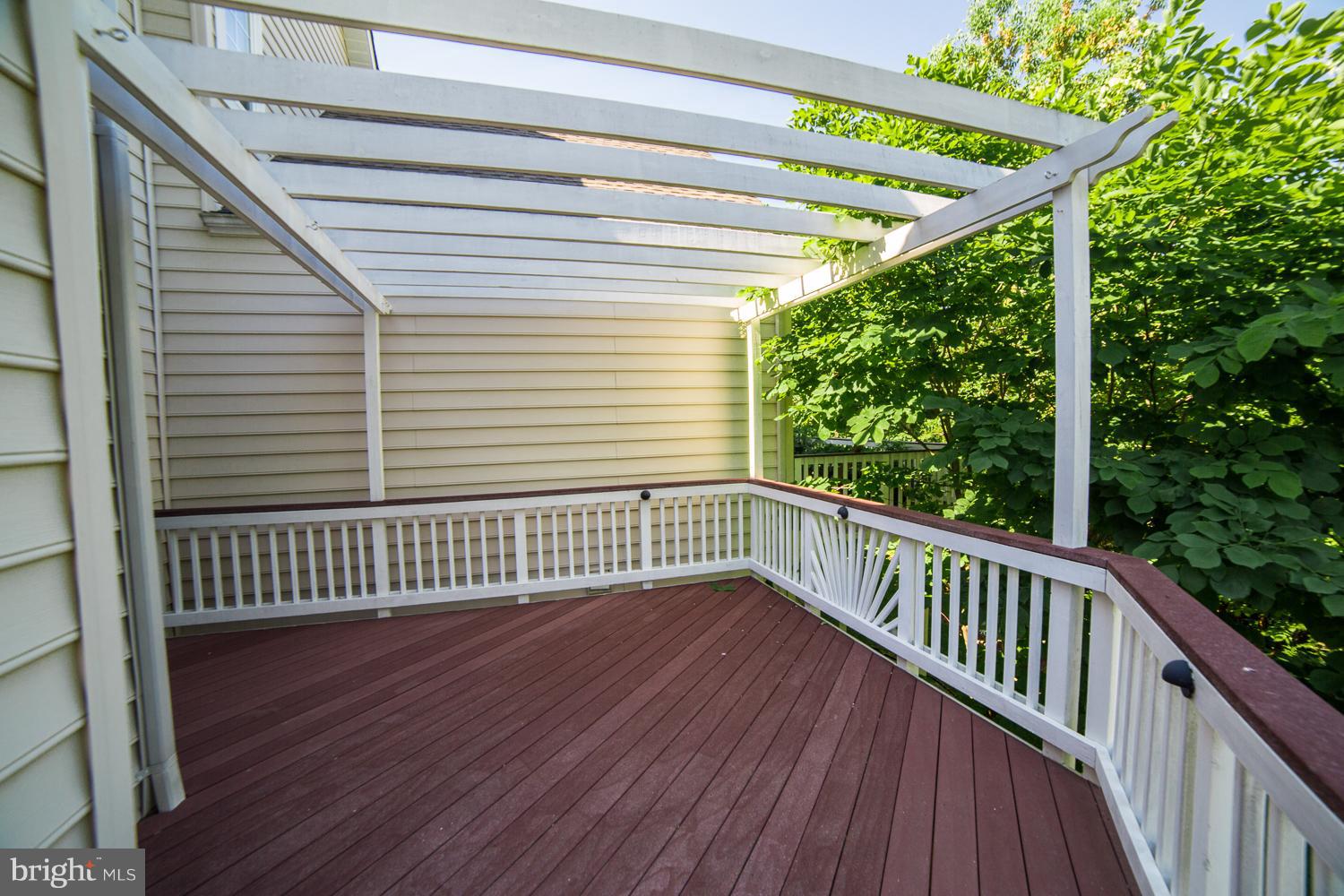 SOUTH RIDING - Residential