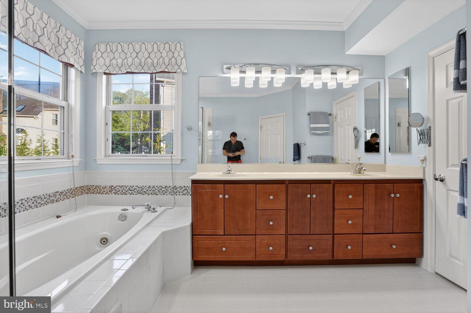 BARRINGTON - Residential