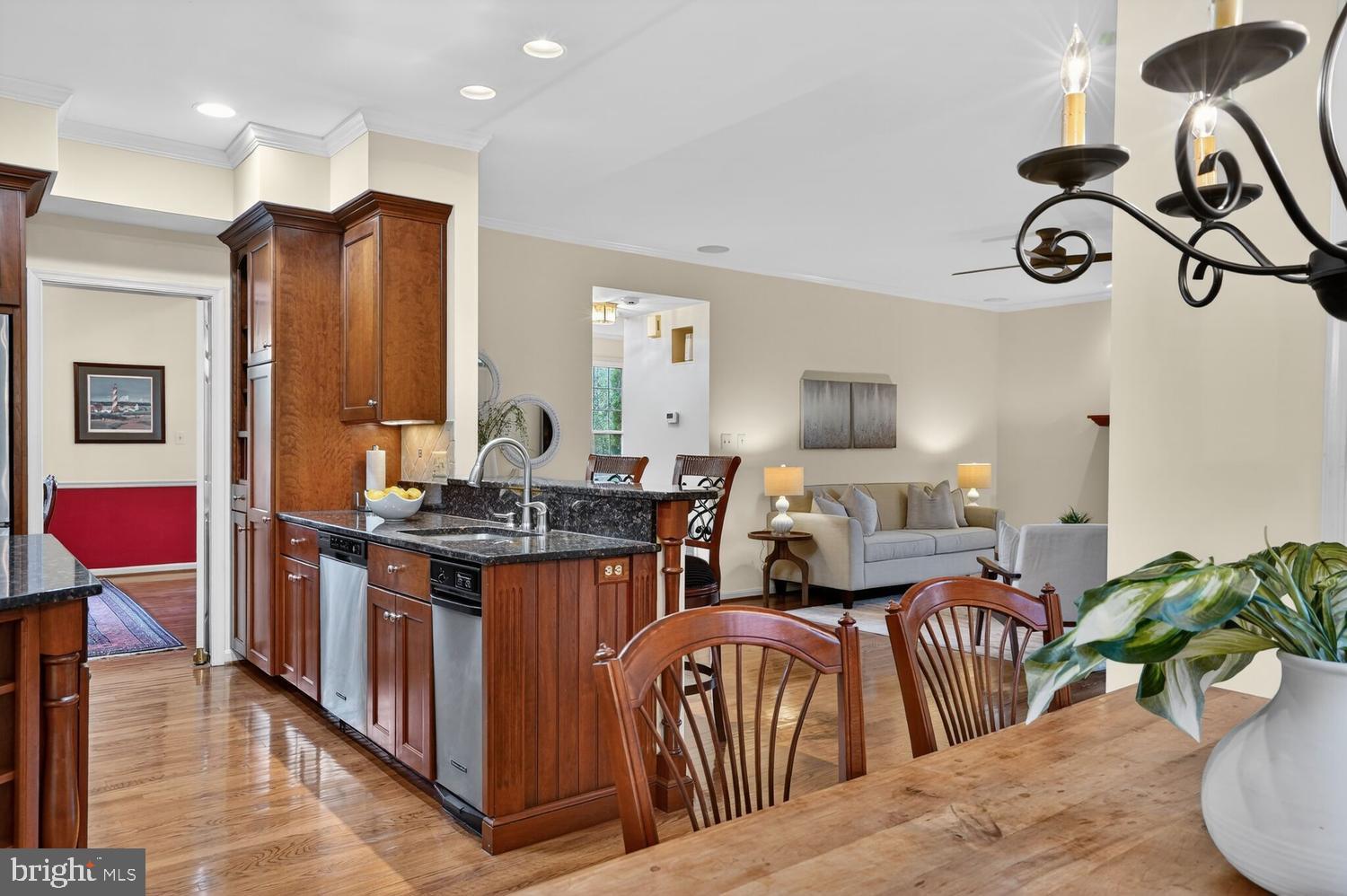 BARRINGTON - Residential