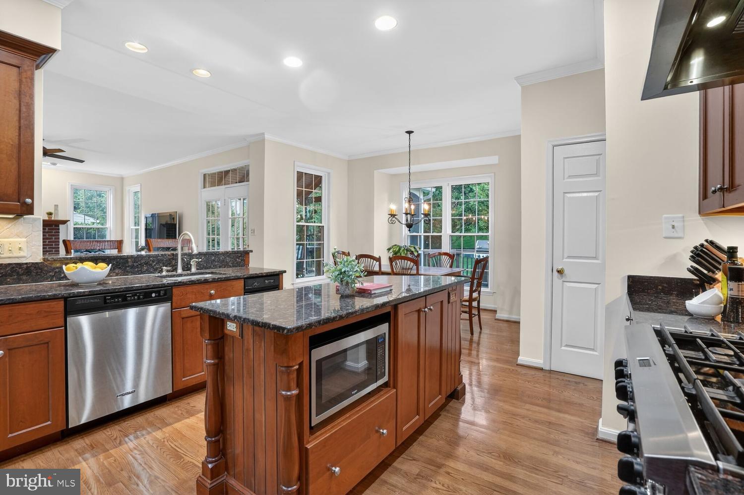 BARRINGTON - Residential