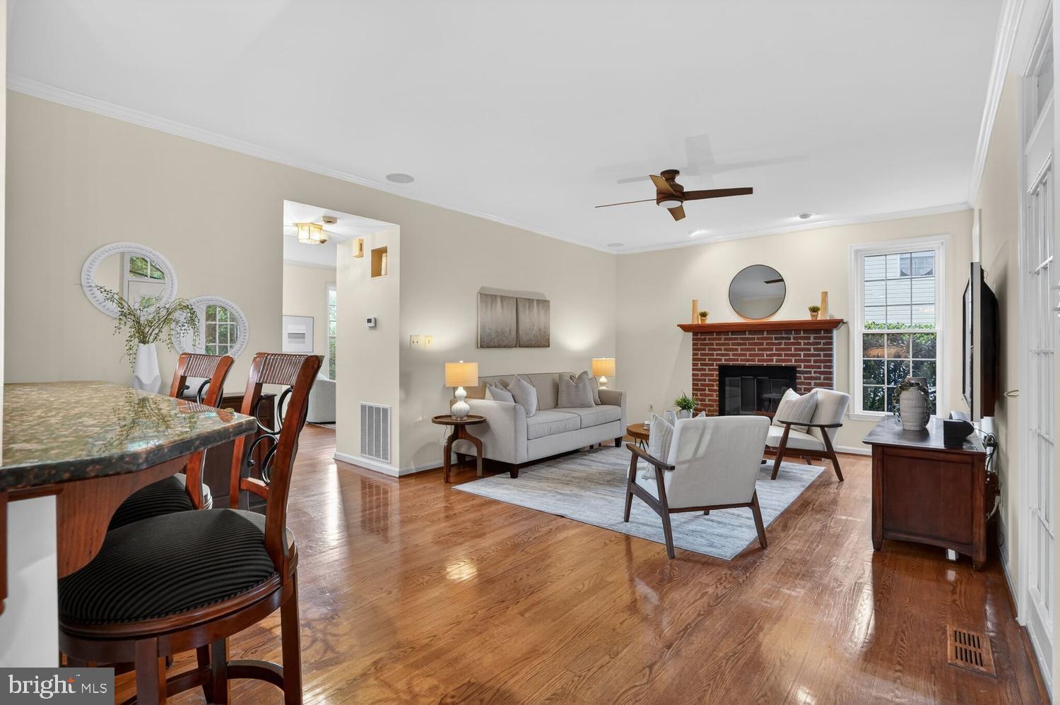 BARRINGTON - Residential