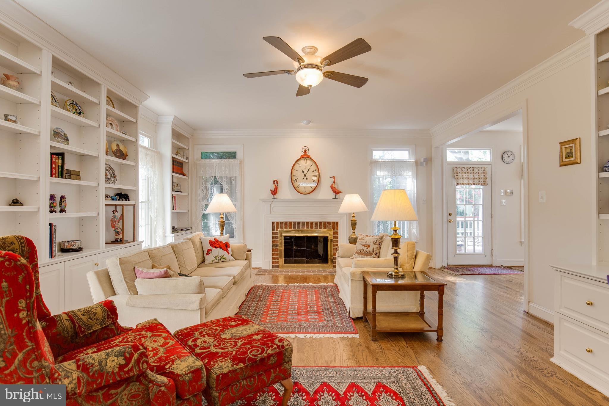 AYRLAWN - Residential