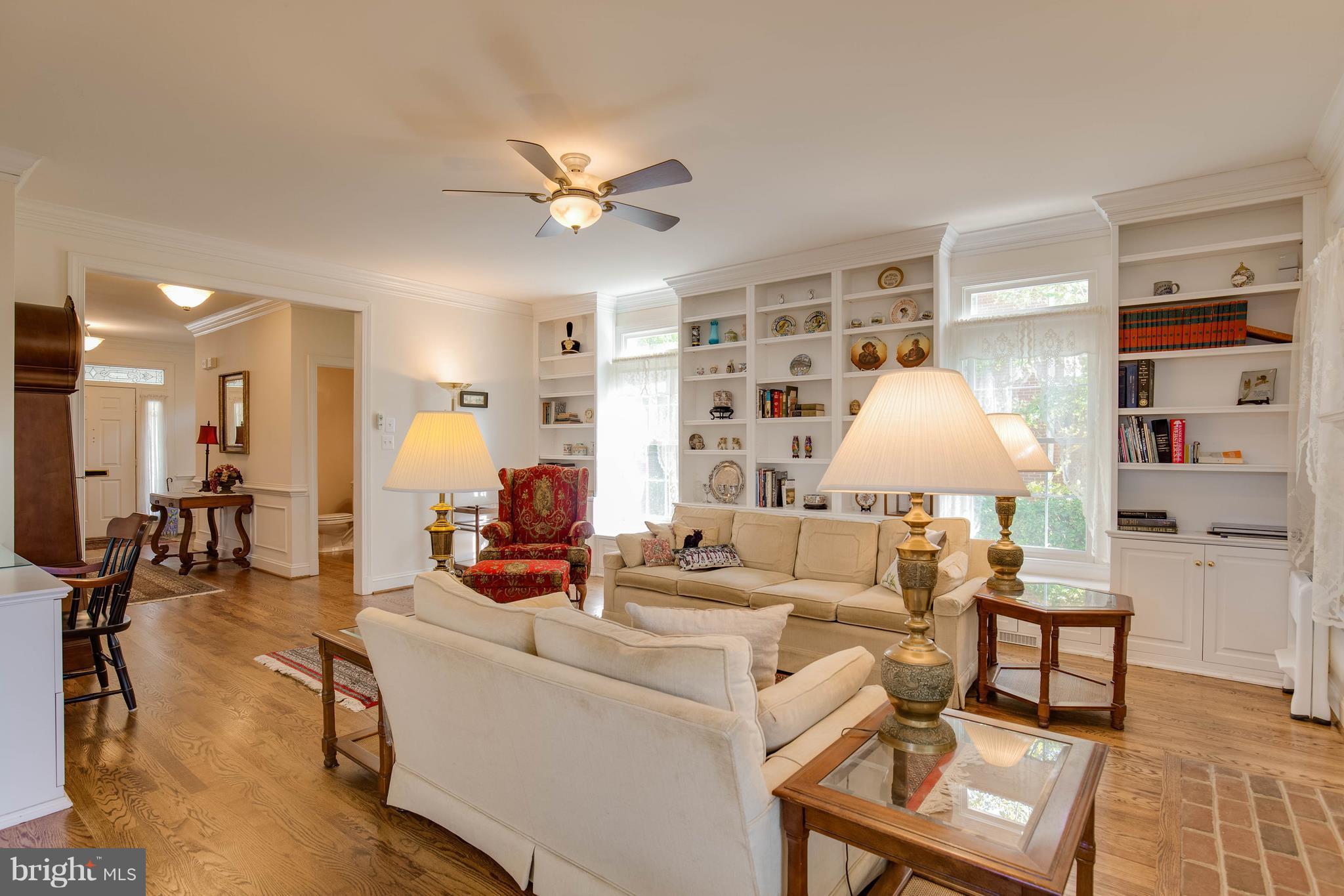 AYRLAWN - Residential