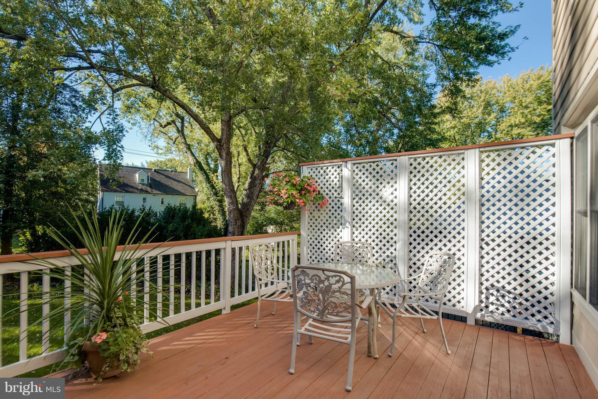 AYRLAWN - Residential