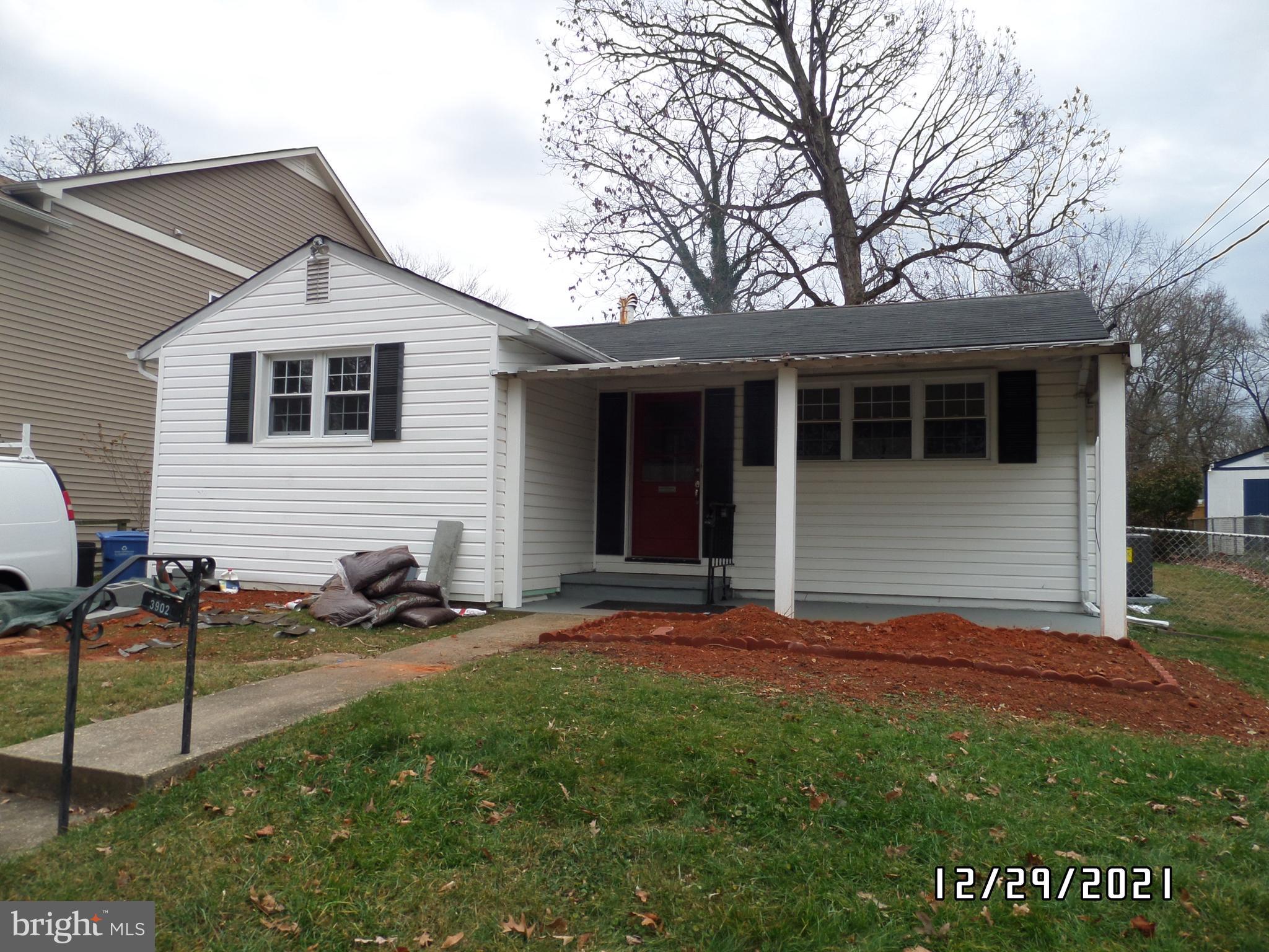 ROCK CREEK PALISADES - Residential Lease