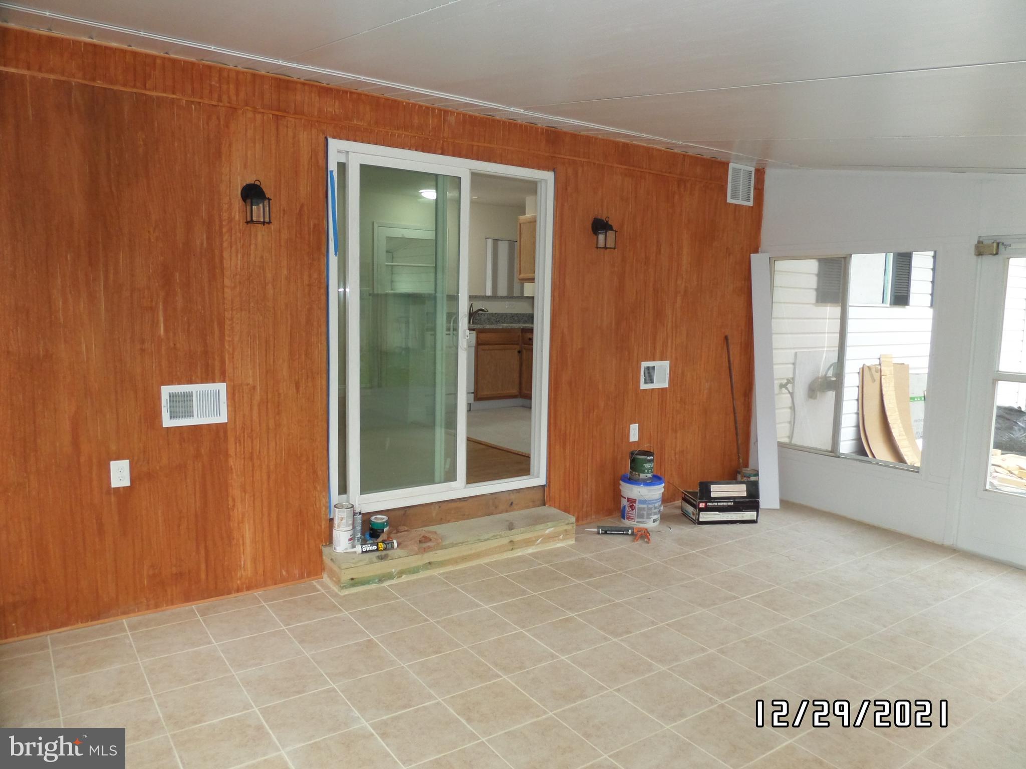 ROCK CREEK PALISADES - Residential Lease