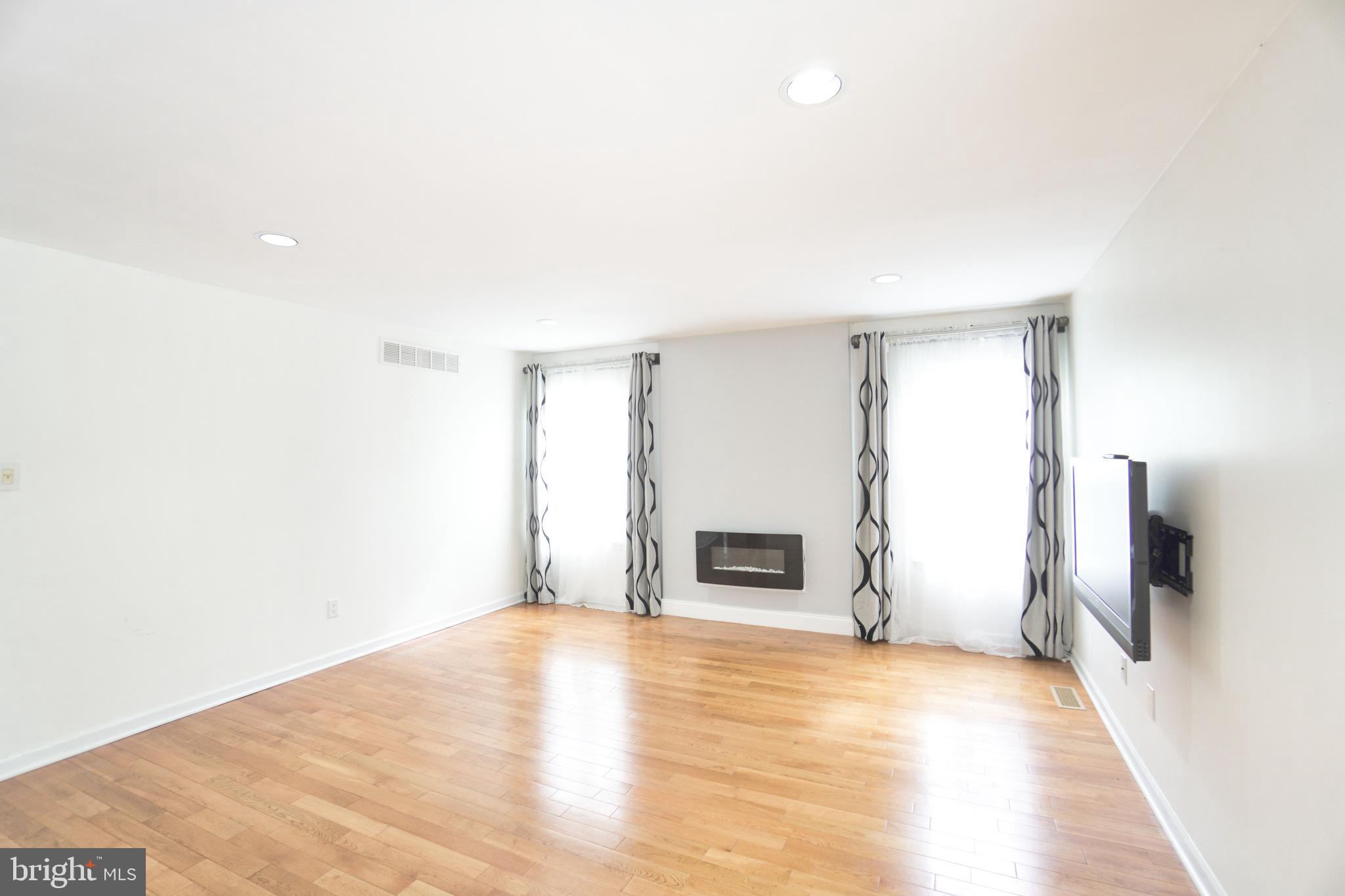 STONE RIDGE - Residential Lease