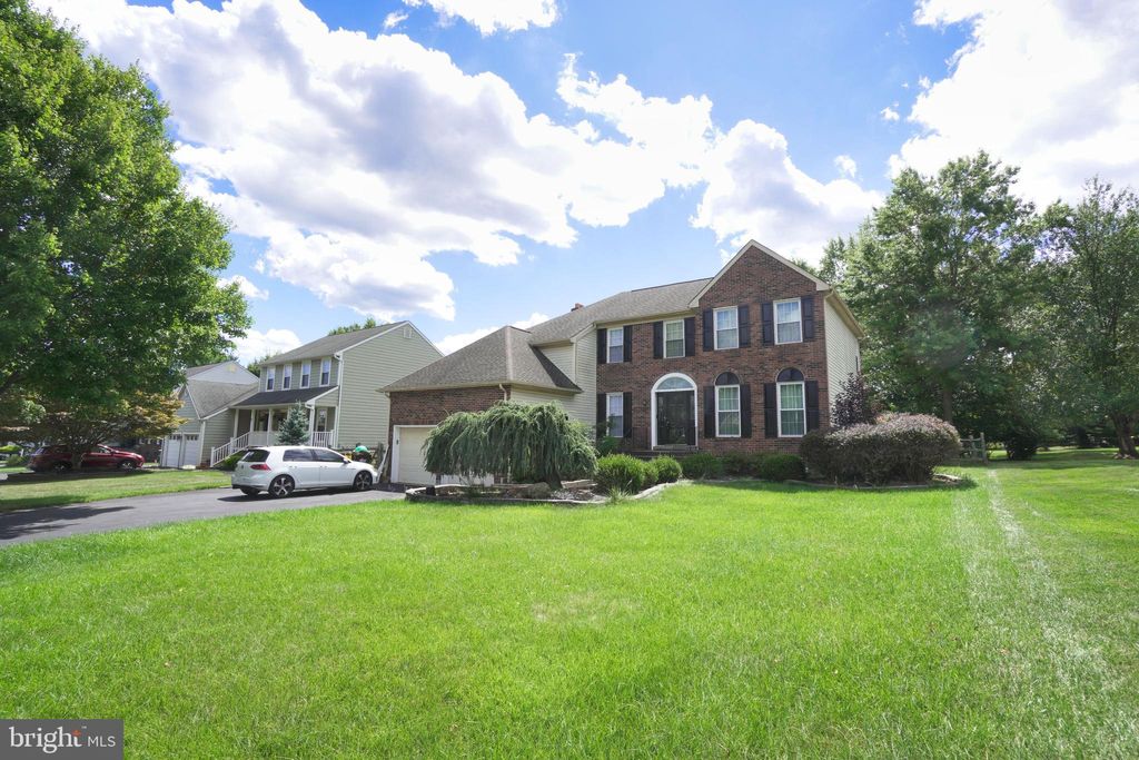 Photo of 113 N Stone Ridge Drive, LANSDALE, PA 19446 (MLS # PAMC2150232)
