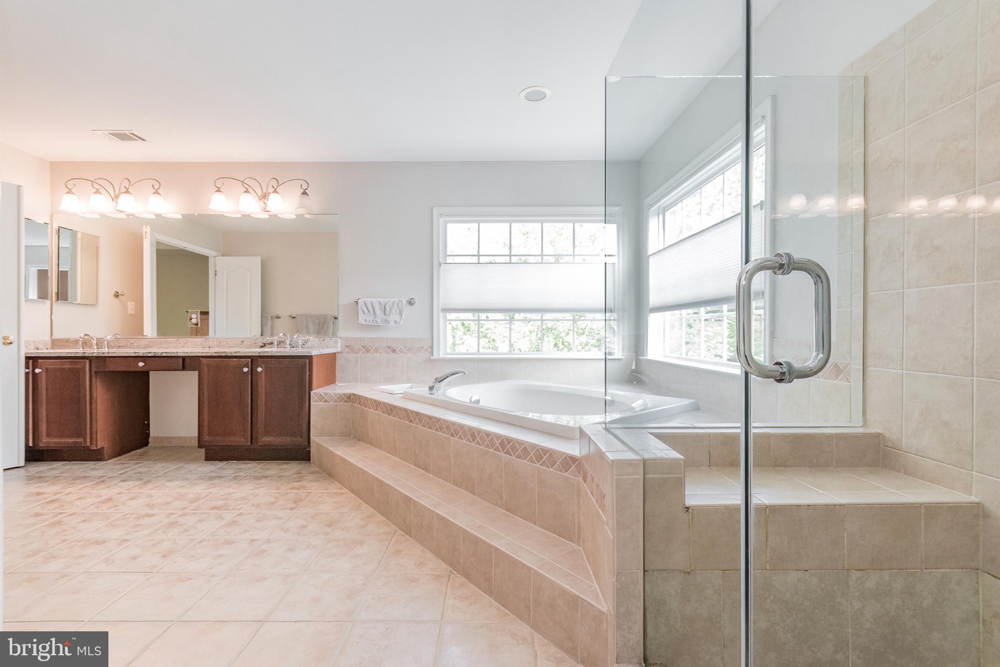 FERNBANK - Residential