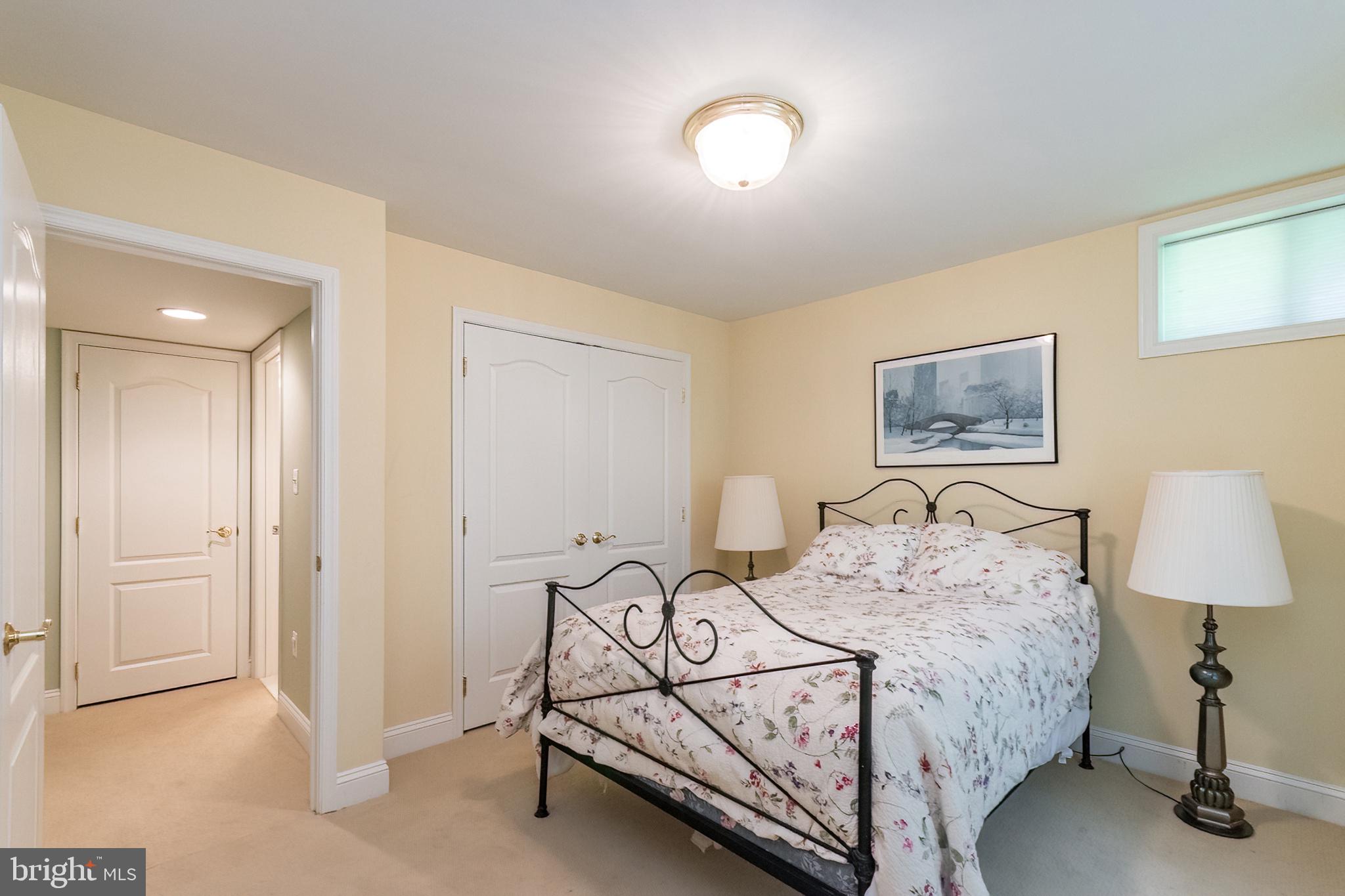 FERNBANK - Residential