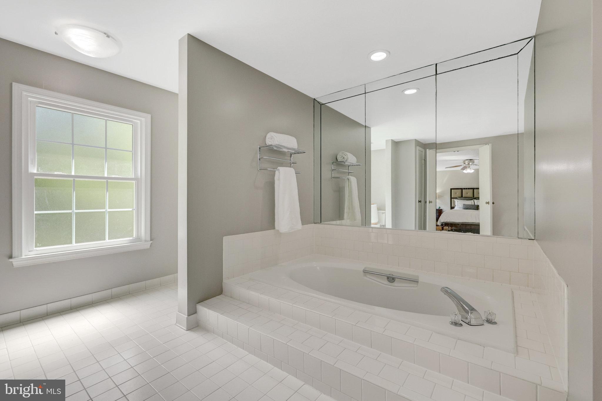 CARPERS FARM - Residential