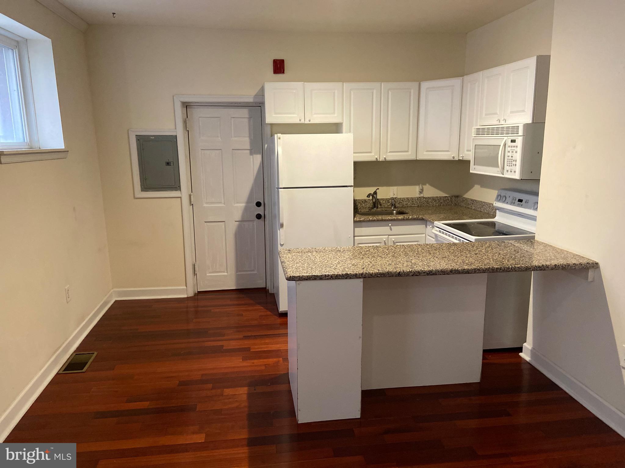 FISHTOWN - Residential Lease