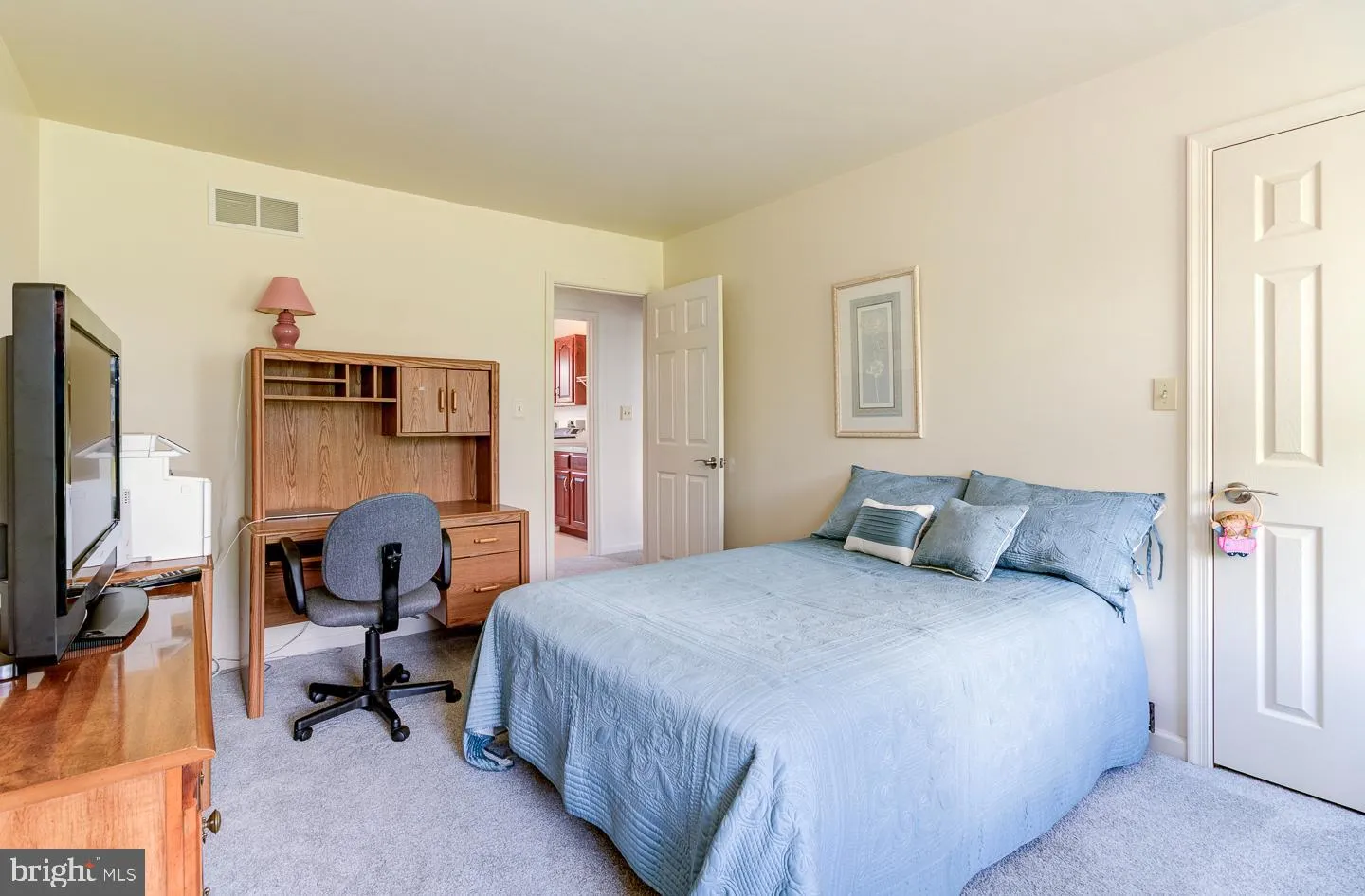 Lincoln University, Pennsylvania 19352, United States, 5 Bedrooms Bedrooms, ,4 BathroomsBathrooms,Residential,Pending,126310