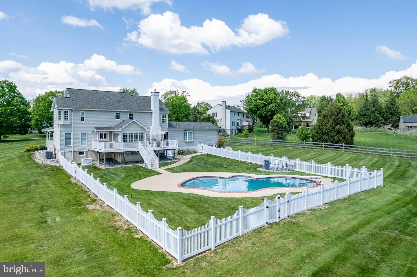 Lincoln University, Pennsylvania 19352, United States, 5 Bedrooms Bedrooms, ,4 BathroomsBathrooms,Residential,Pending,126310