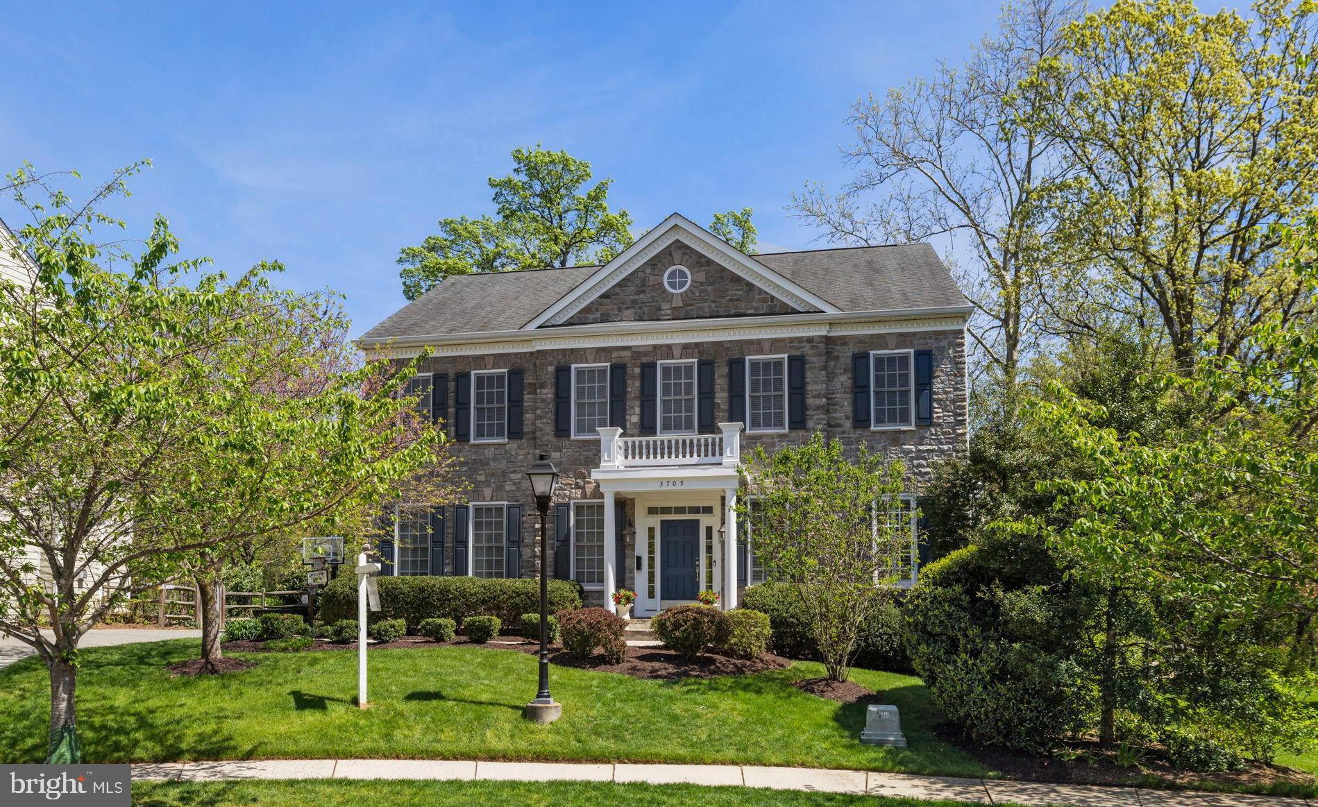 COOPERS GROVE - Residential