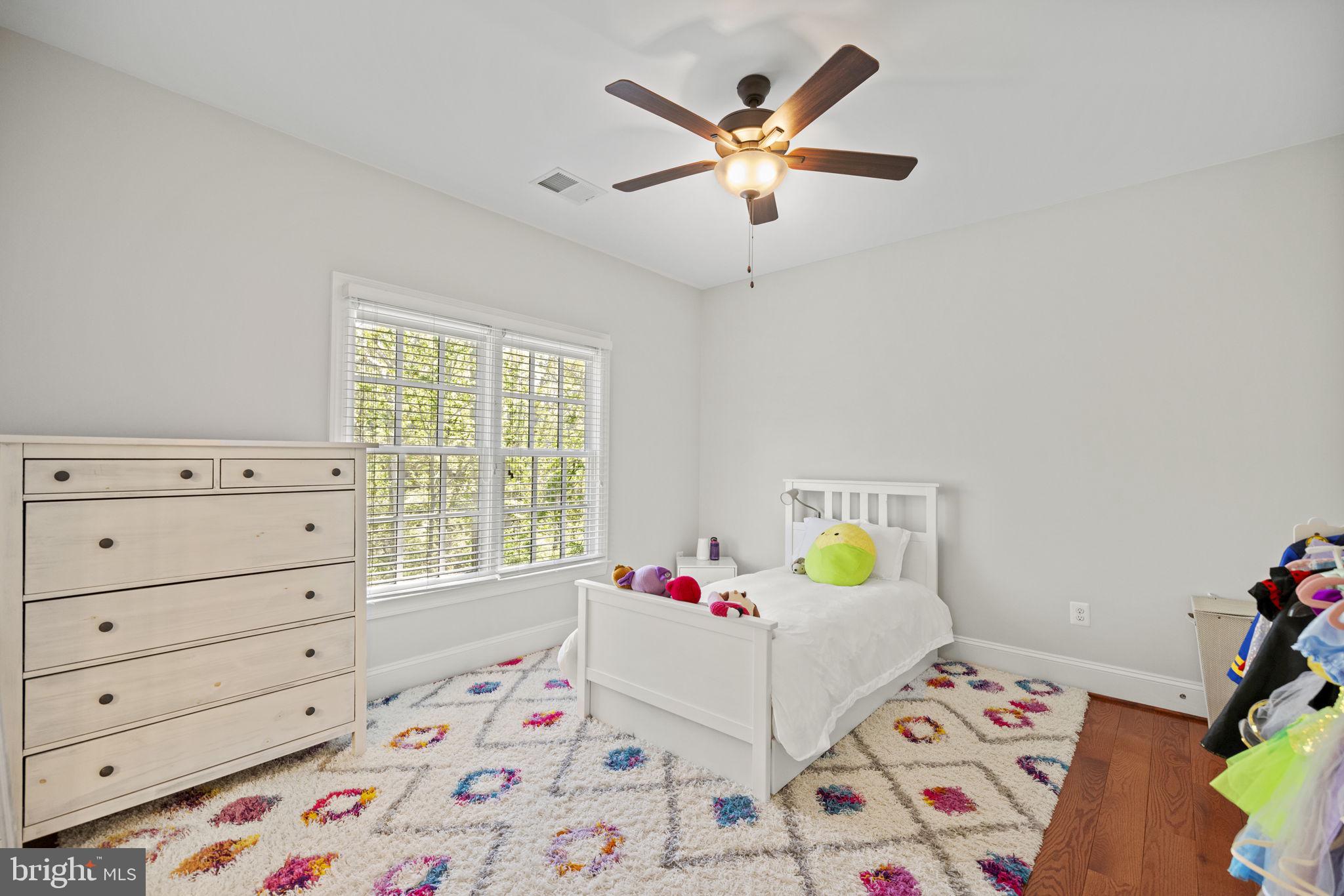 COOPERS GROVE - Residential