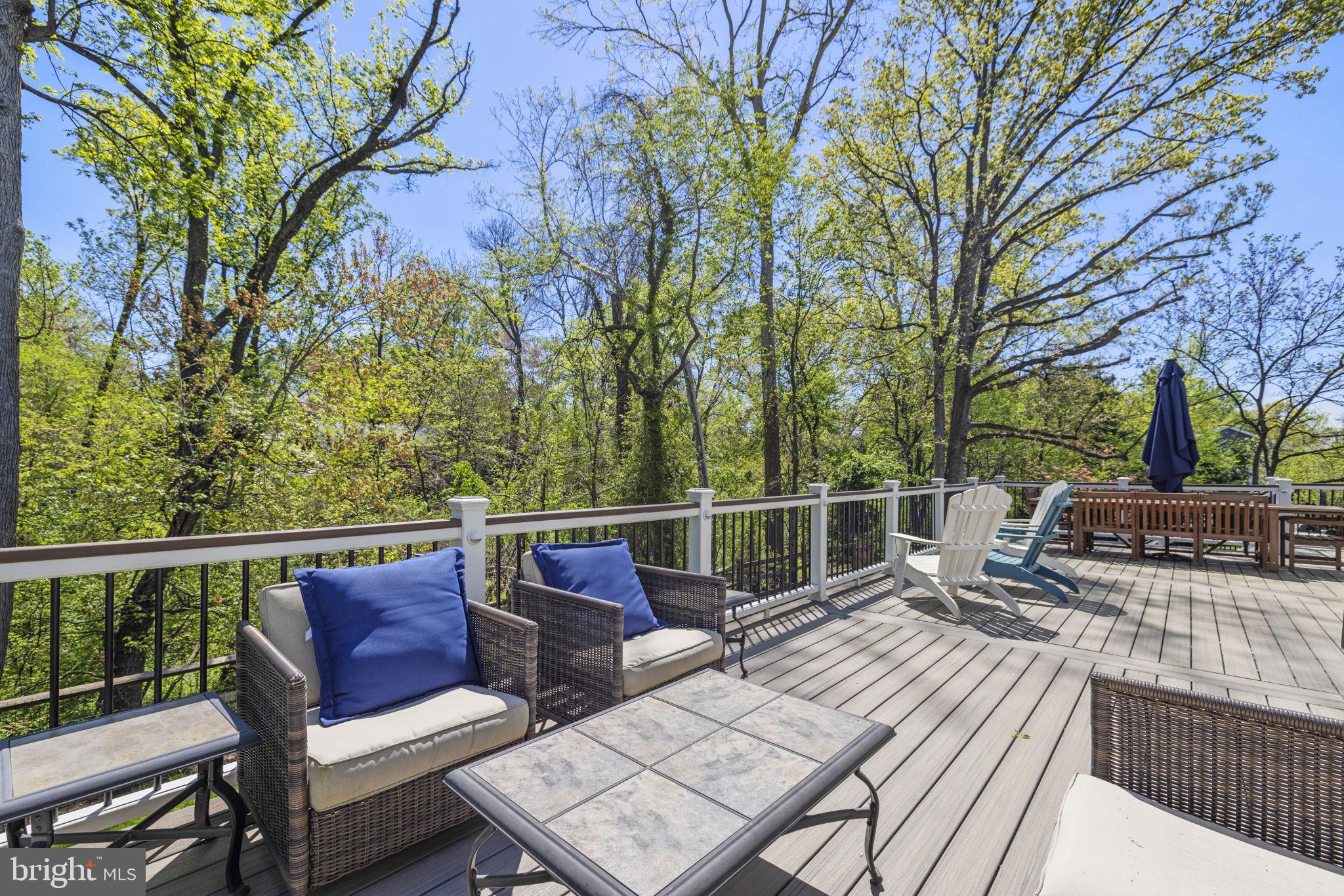 COOPERS GROVE - Residential