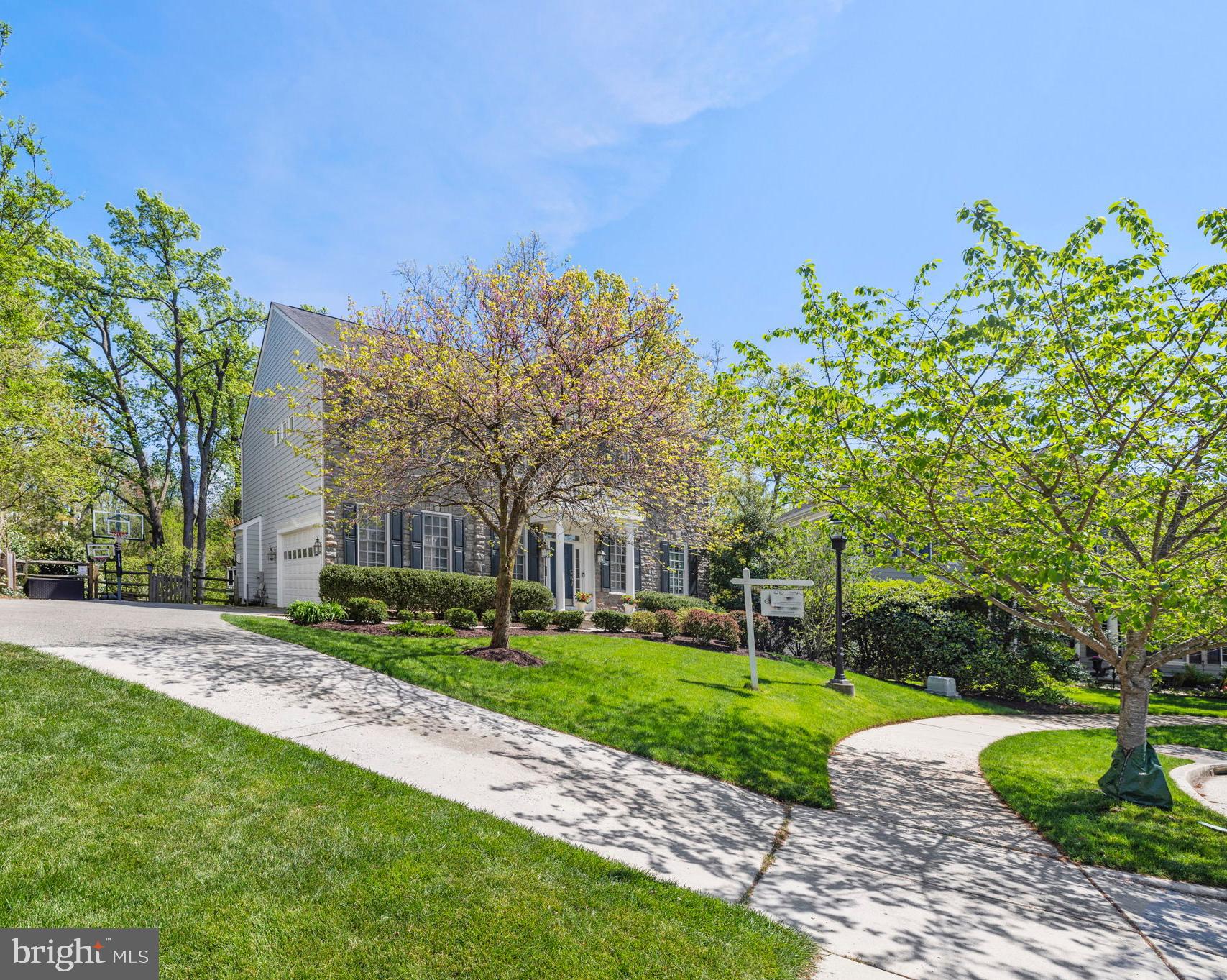 COOPERS GROVE - Residential