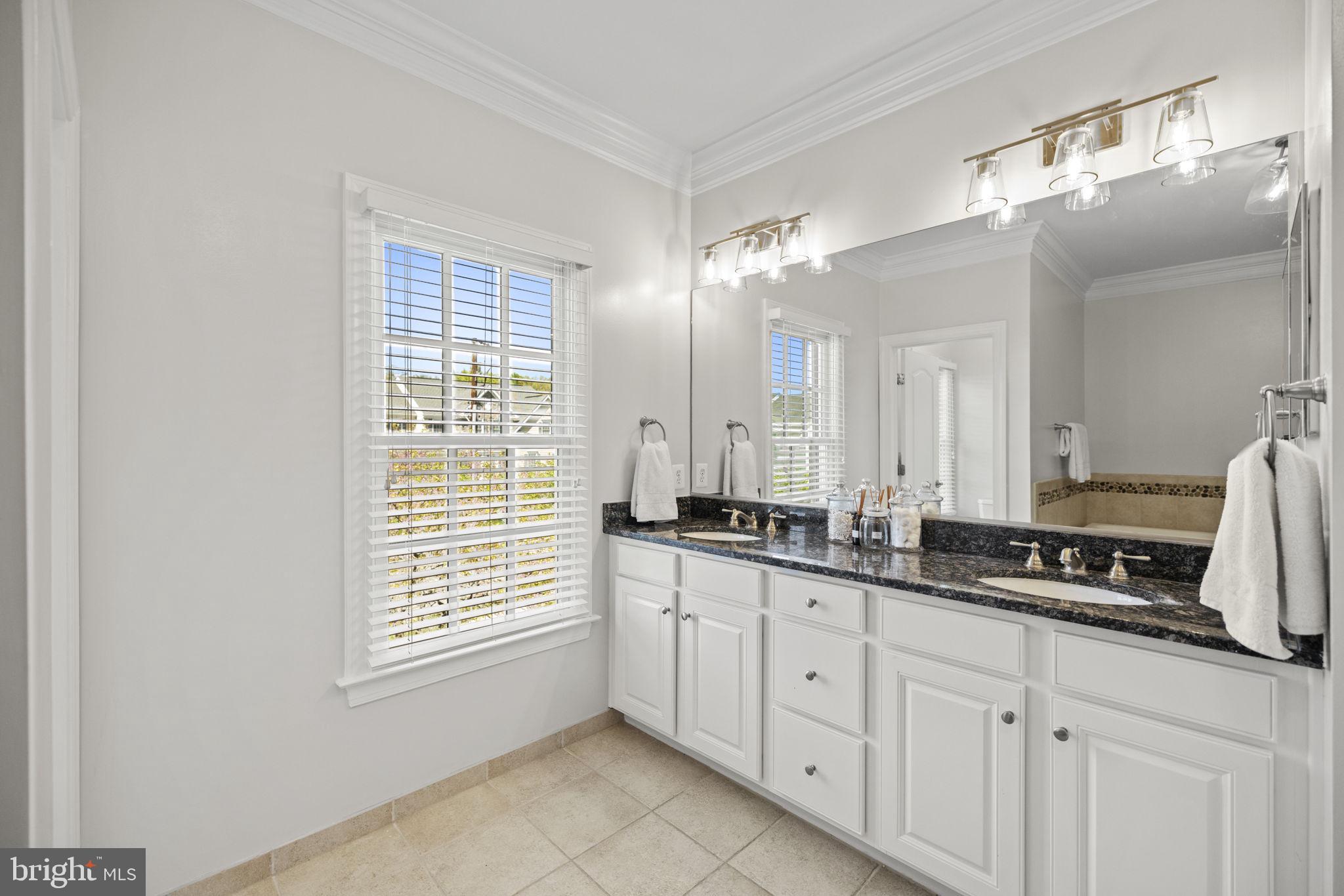 COOPERS GROVE - Residential