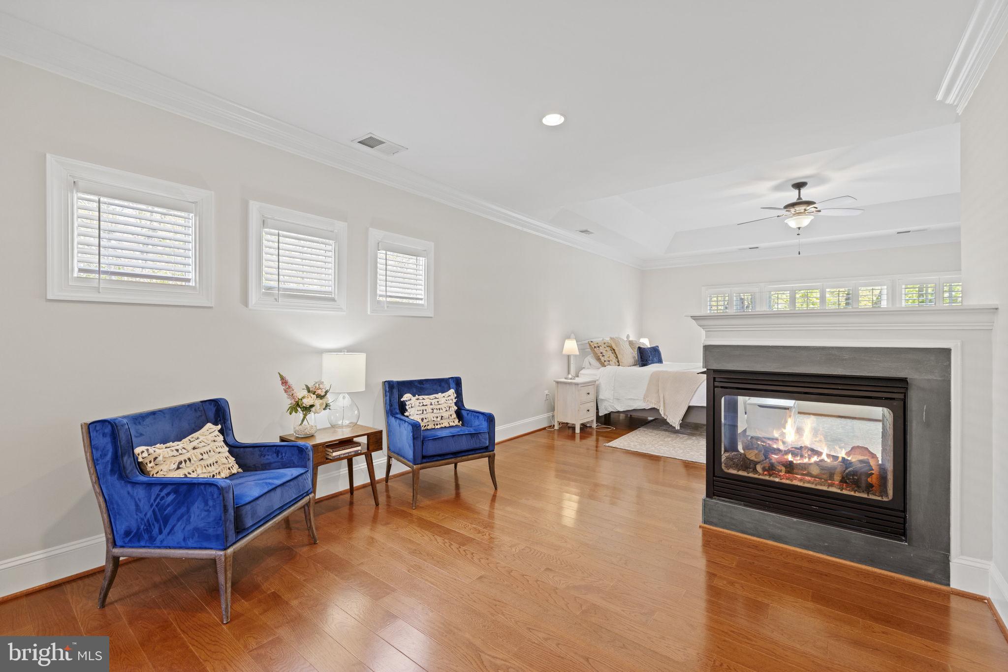 COOPERS GROVE - Residential