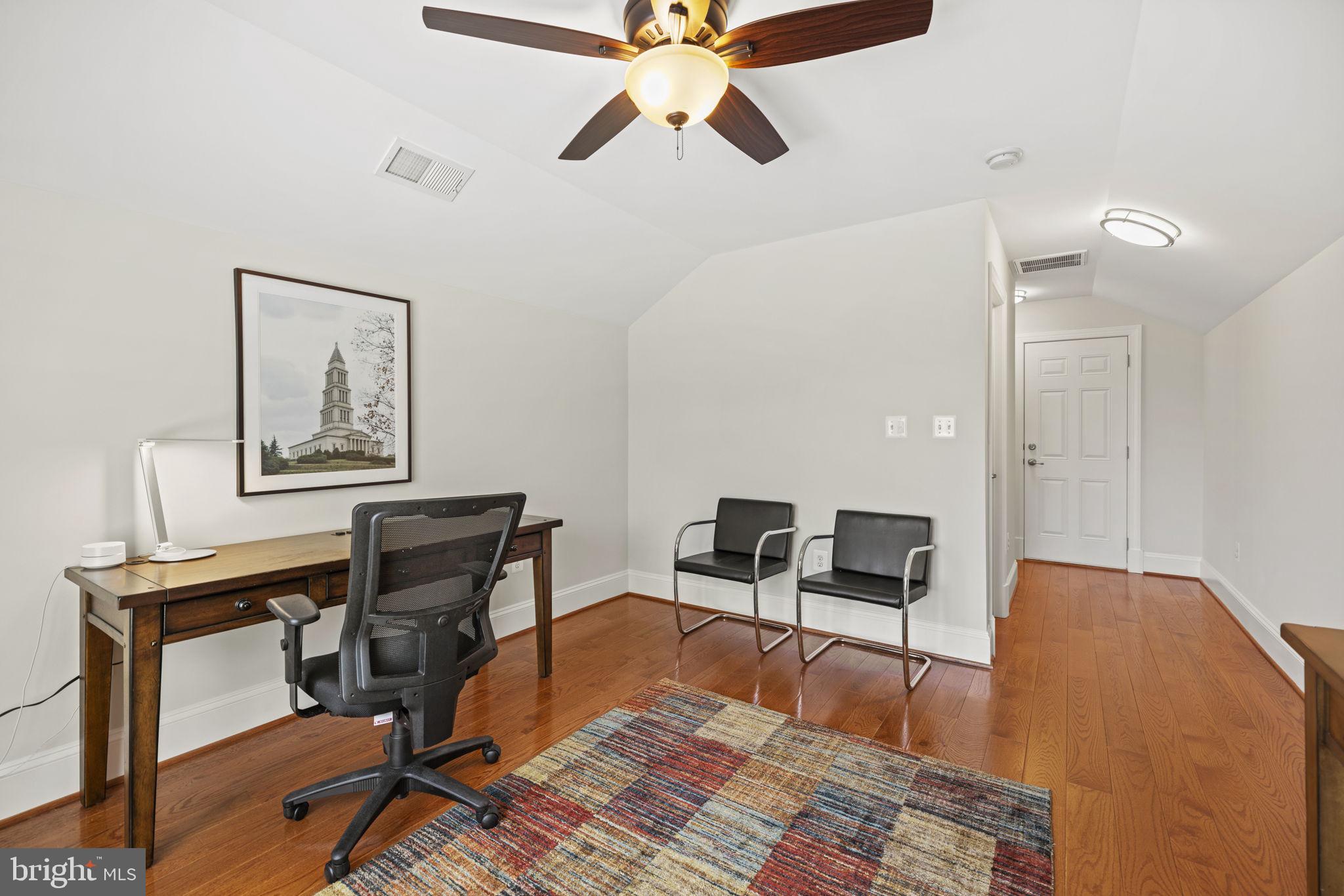 COOPERS GROVE - Residential