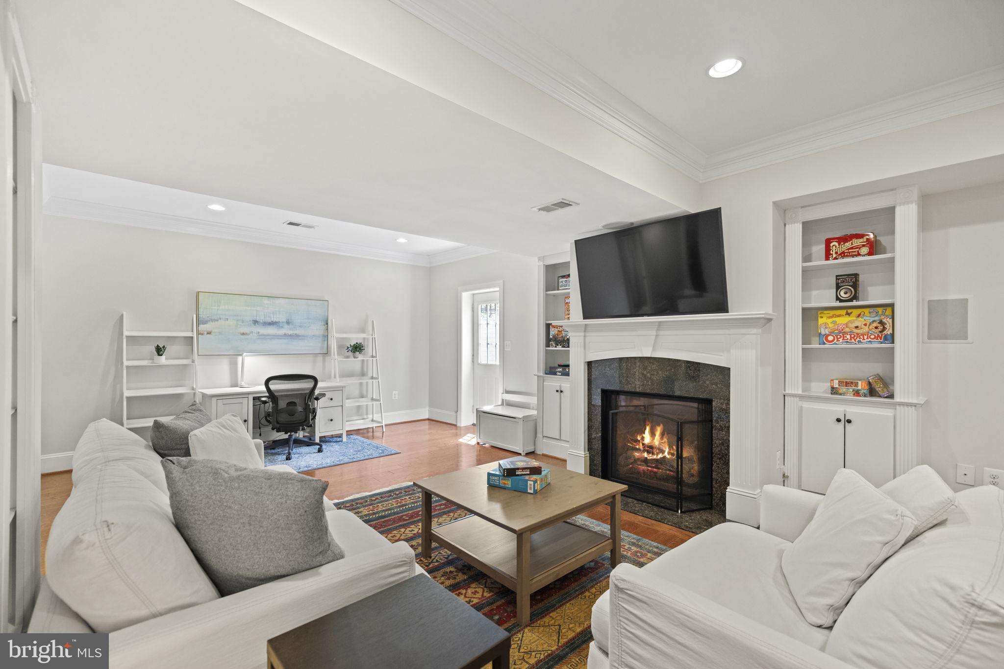 COOPERS GROVE - Residential