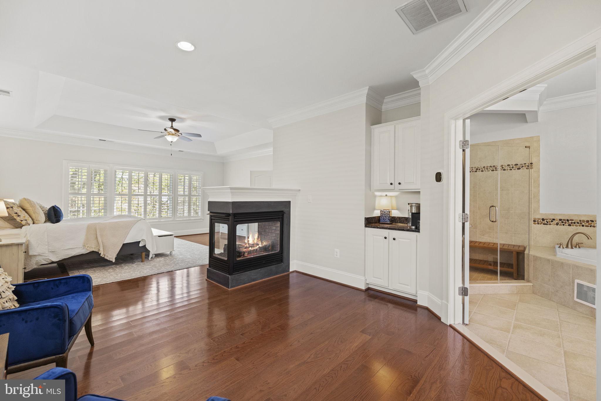 COOPERS GROVE - Residential