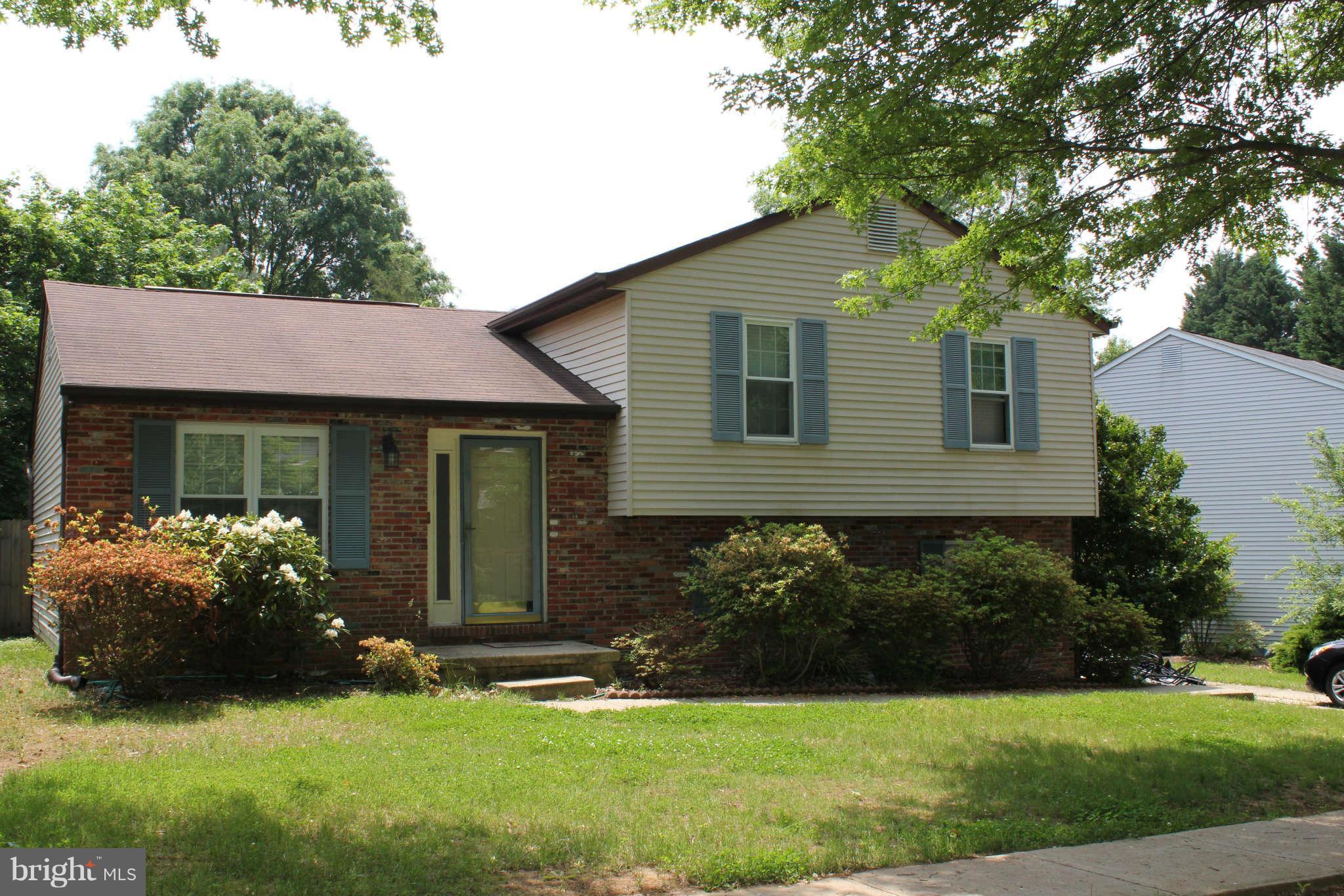 Lovely Split Level in sought after Raintree! Features open floor plan w/gorgeous refinished HW floors, fresh paint, neutral decor, updated kitchen (granite & SS), lower level family rm with new carpet & wood burning FP, & updated bathrooms. Fully fenced yard w/ large deck (great for BBQ's) & storage shed. Easy access to Annapolis/USNA, Ft Meade, Balt,& DC. Broadneck schools!