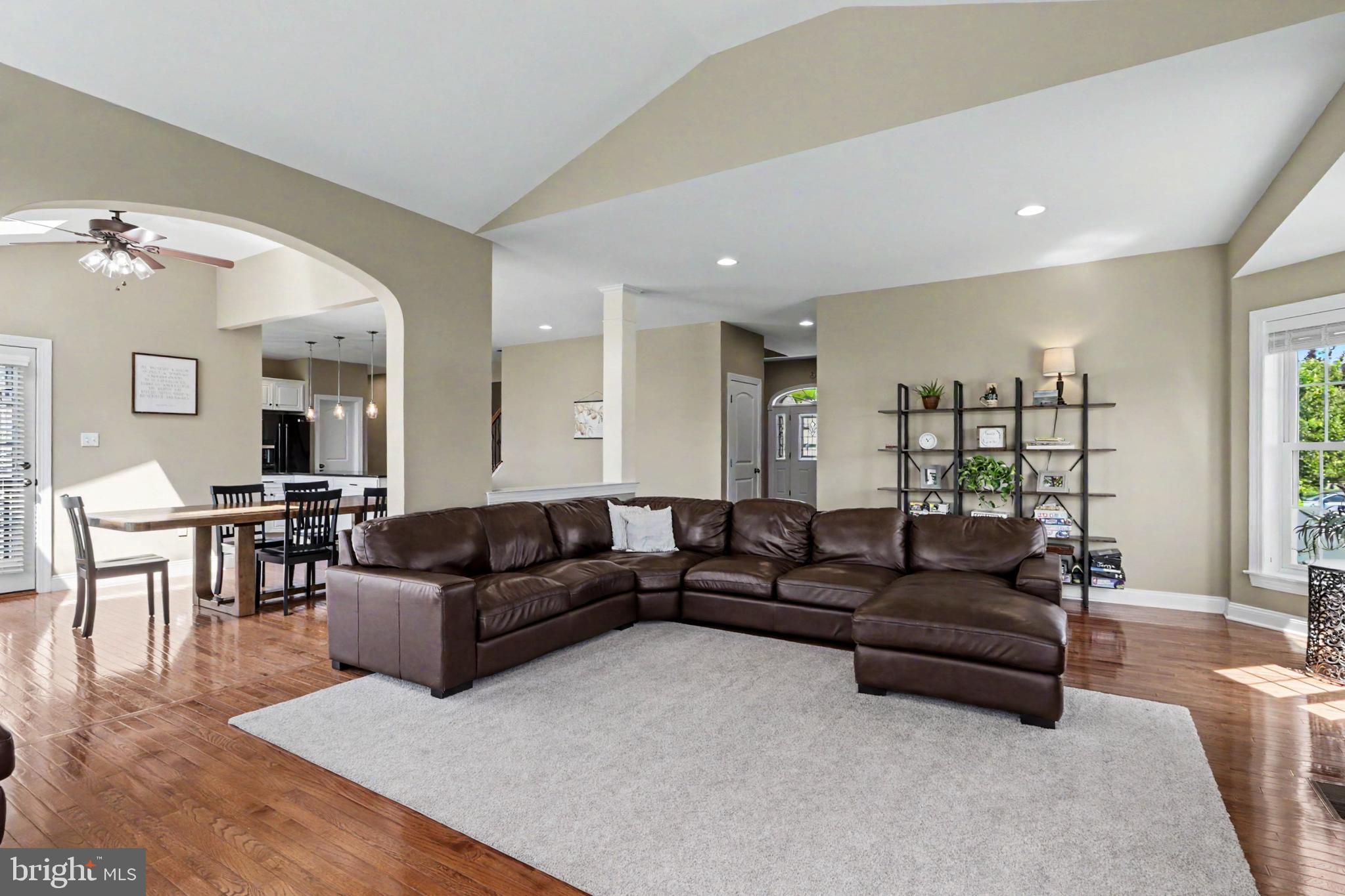 289 SWEETWATER DRIVE