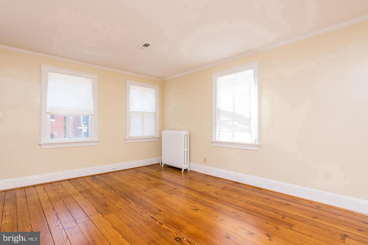 HISTORIC DISTRICT - Residential Lease