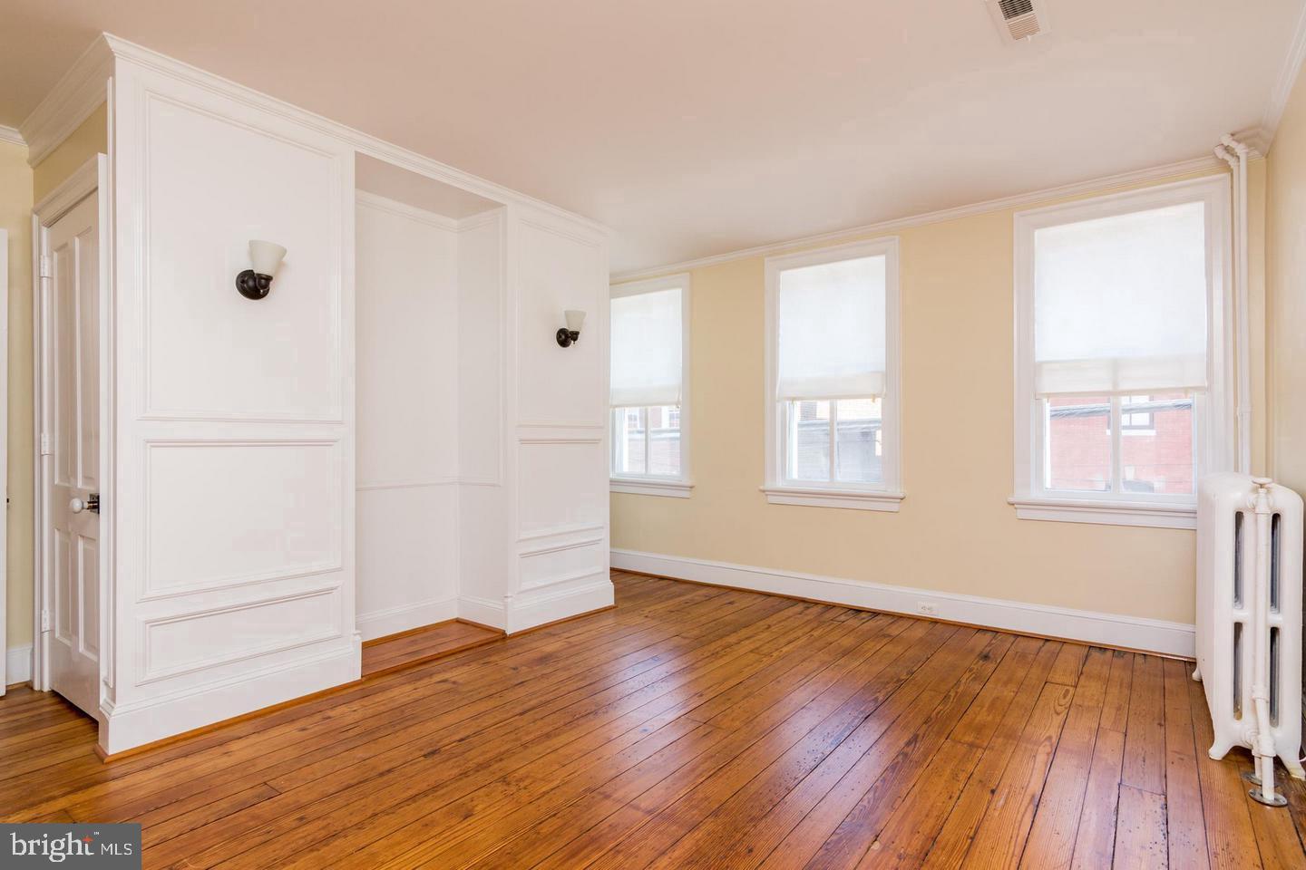 HISTORIC DISTRICT - Residential Lease