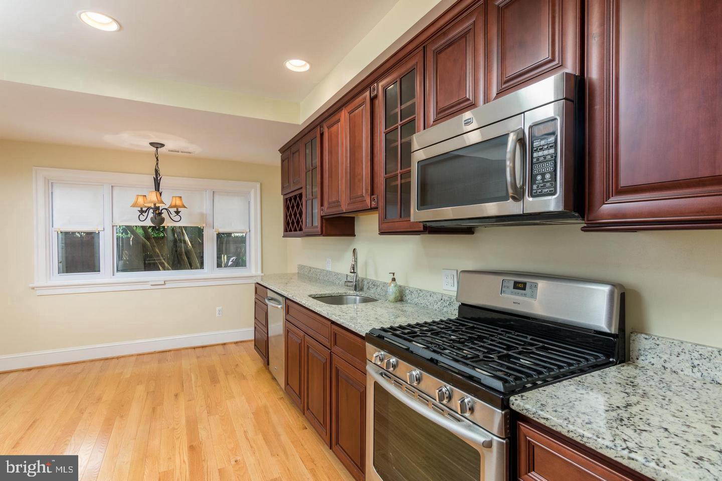 HISTORIC DISTRICT - Residential Lease
