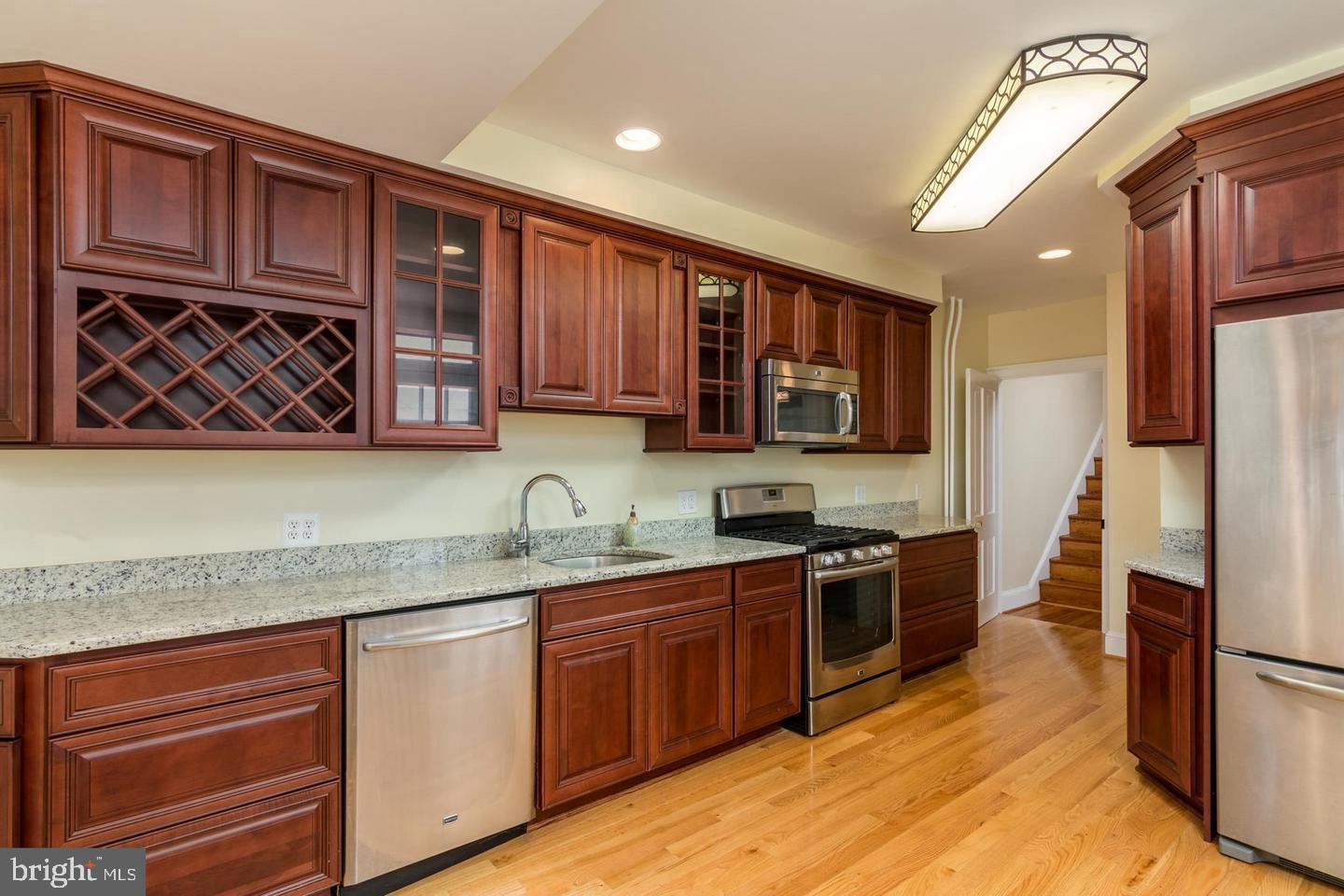 HISTORIC DISTRICT - Residential Lease